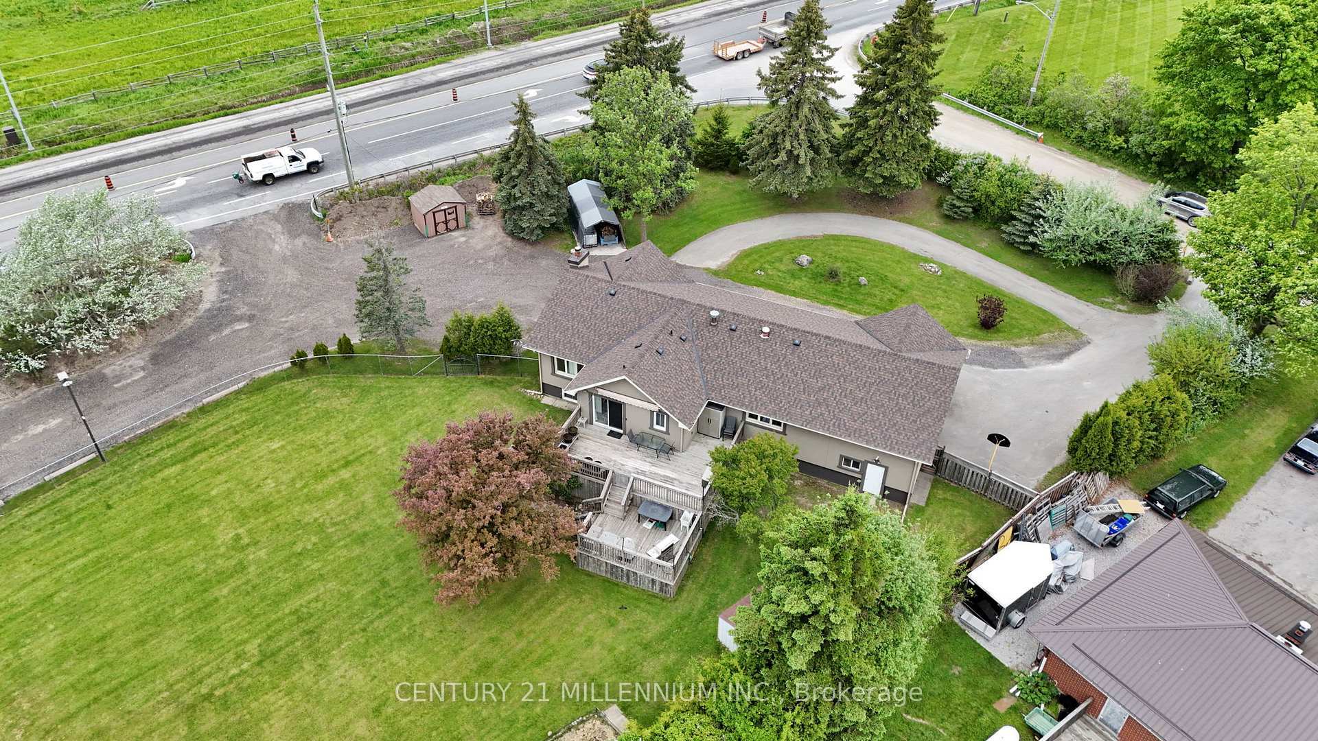 Property Photo: 5995 17th Side Road ON L0G 1T0