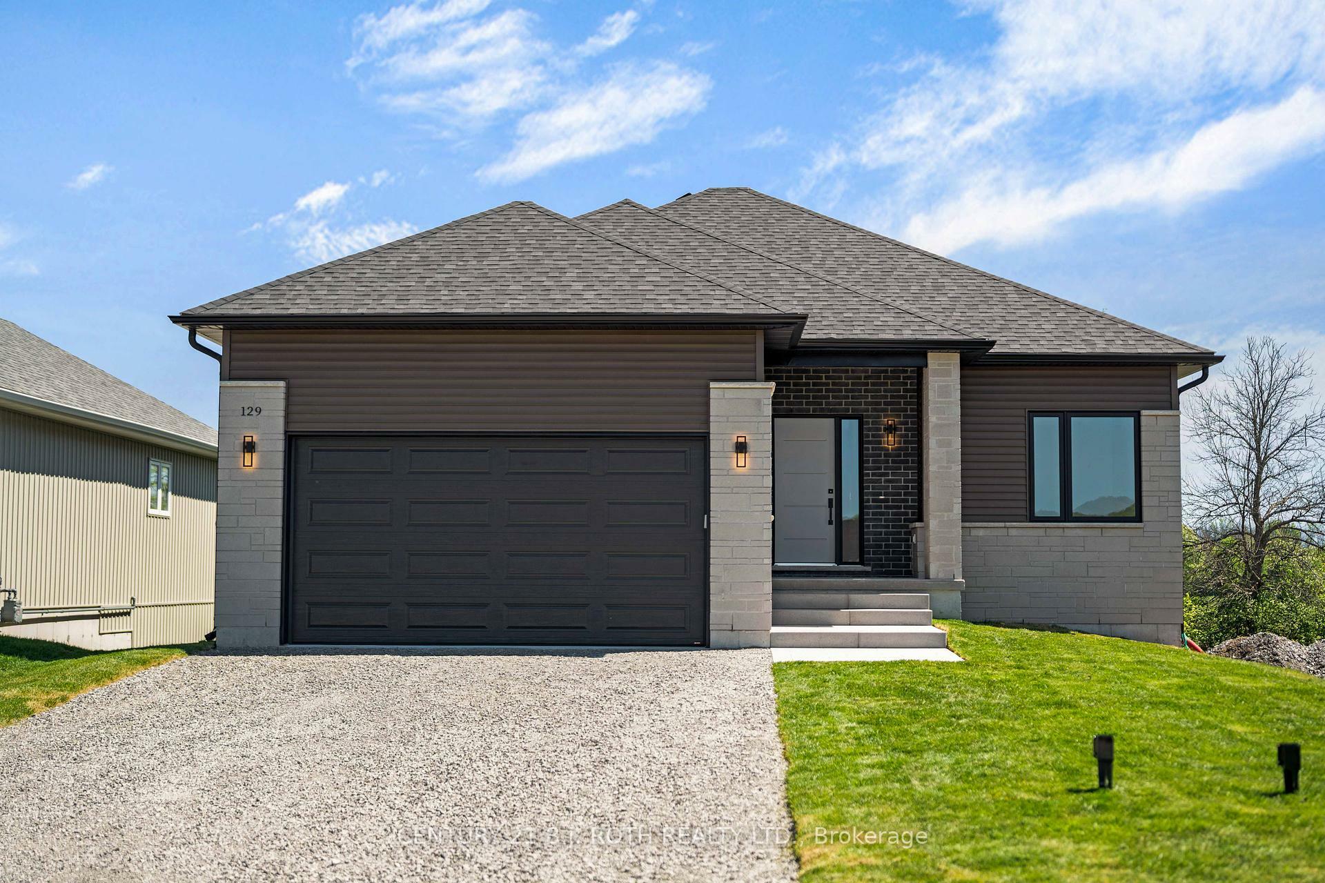 Property Photo: 129 Brandon Avenue ON L0K 1E0
