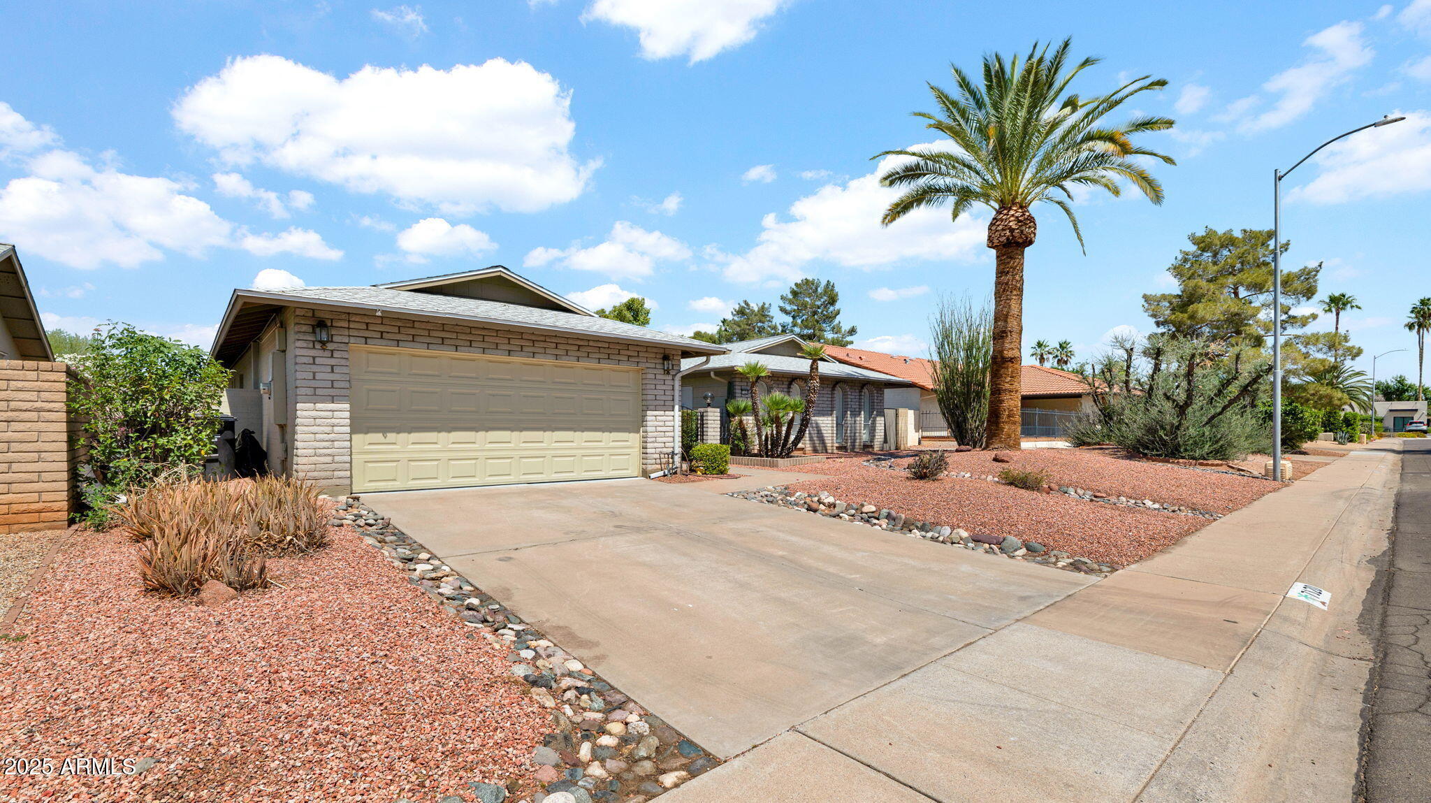 Property Photo: 7120 N Via De La Sendero -- AZ 85258