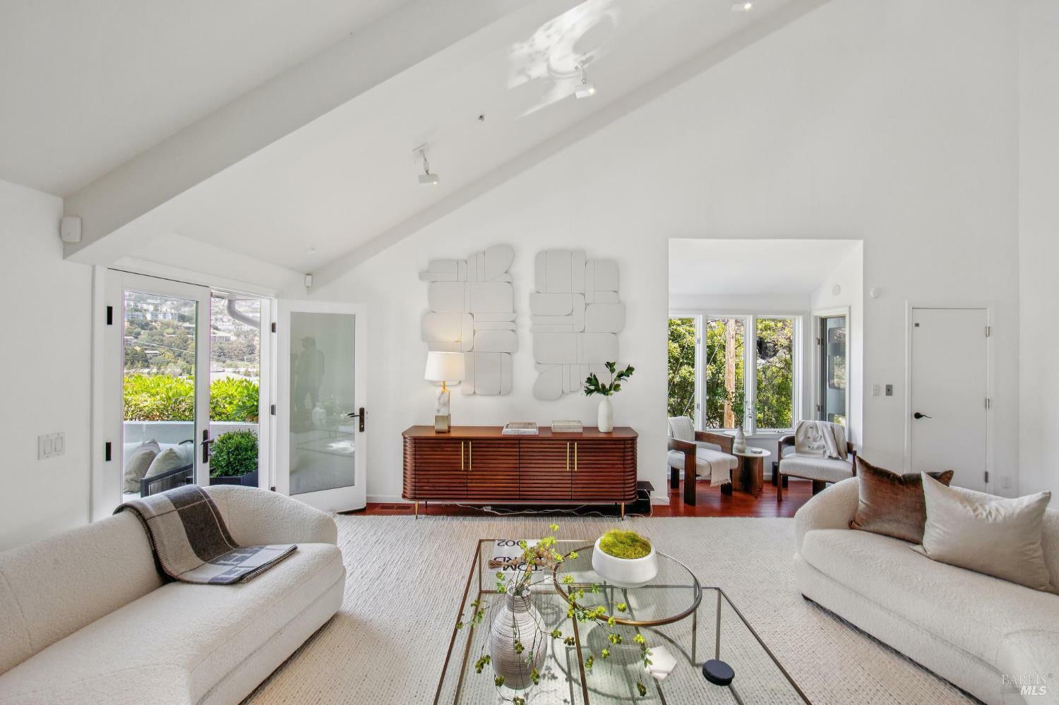 84 Eastview Avenue  Tiburon CA 94920 photo