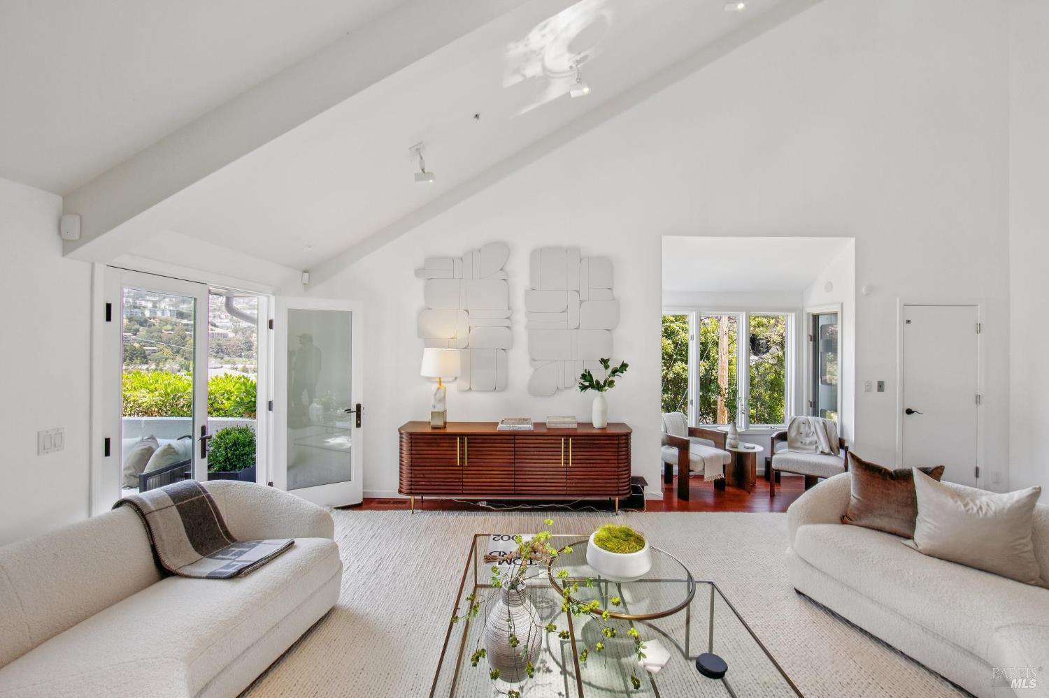 84 Eastview Avenue  Tiburon CA 94920 photo