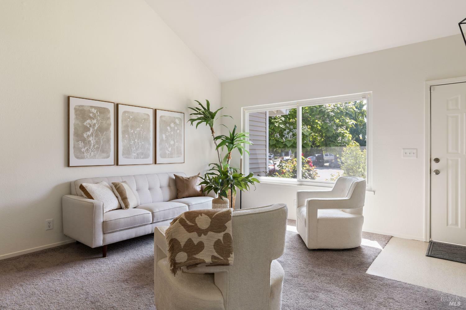 Property Photo:  1833 Fenwick Place  CA 95401 