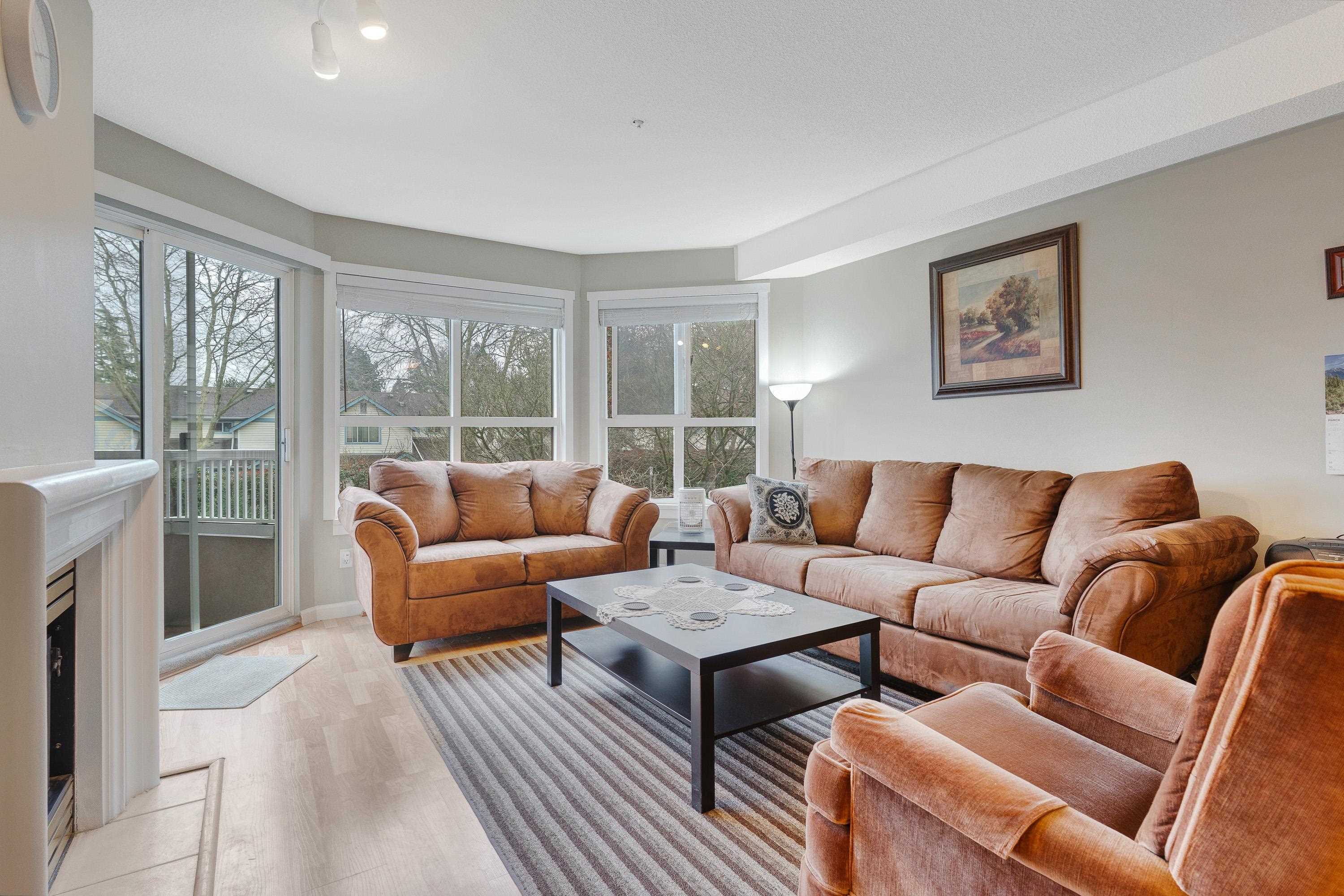 Property Photo: 8139 121A Street 217 BC V3W 0Z2