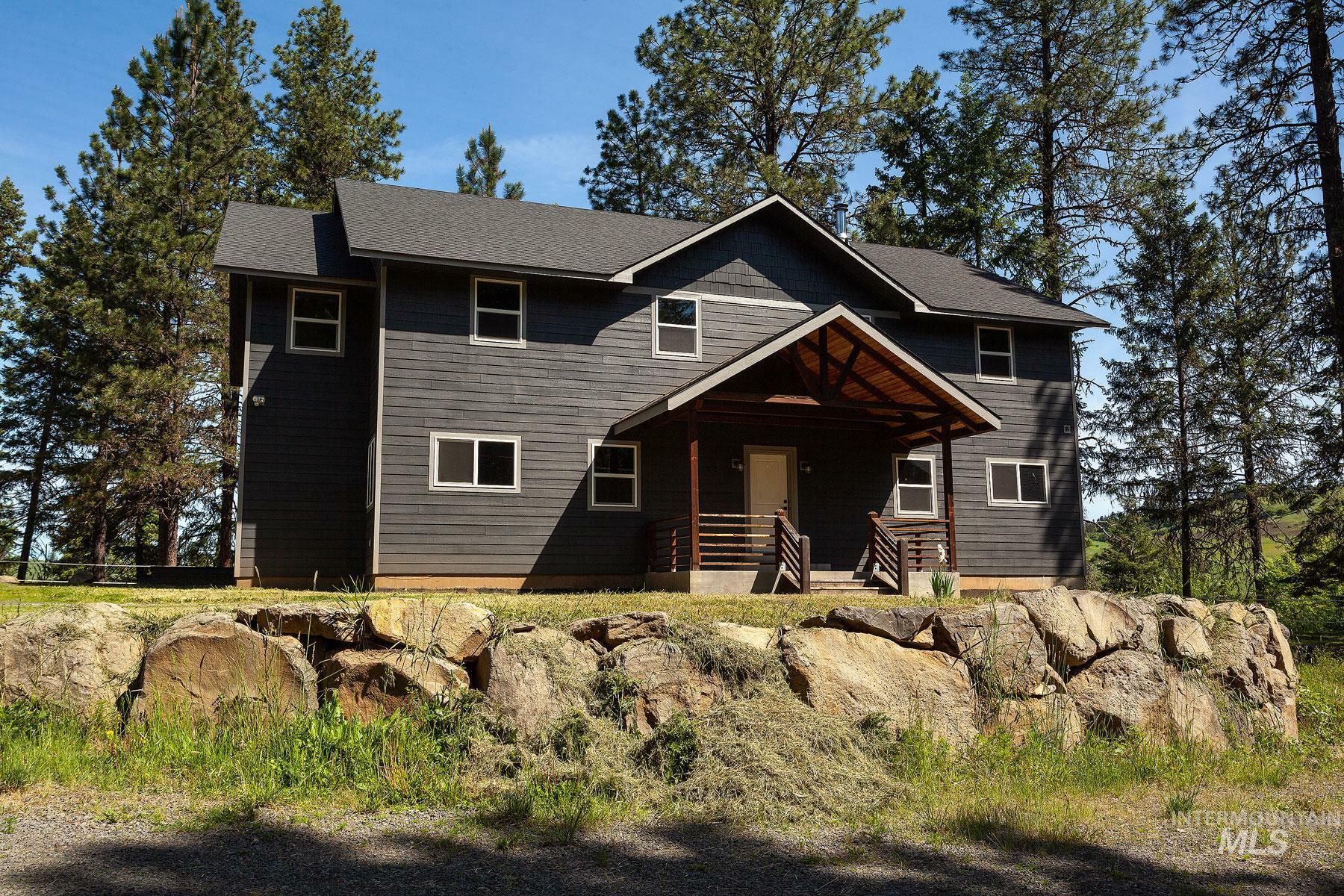 Property Photo: 236 Long Bluff Rd ID 83539