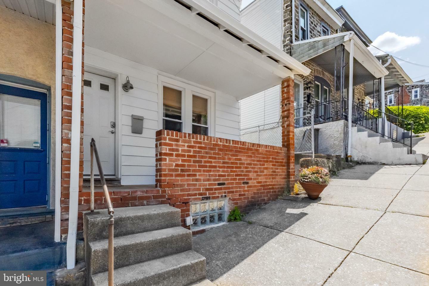 Property Photo: 106 Rockland Avenue PA 19004