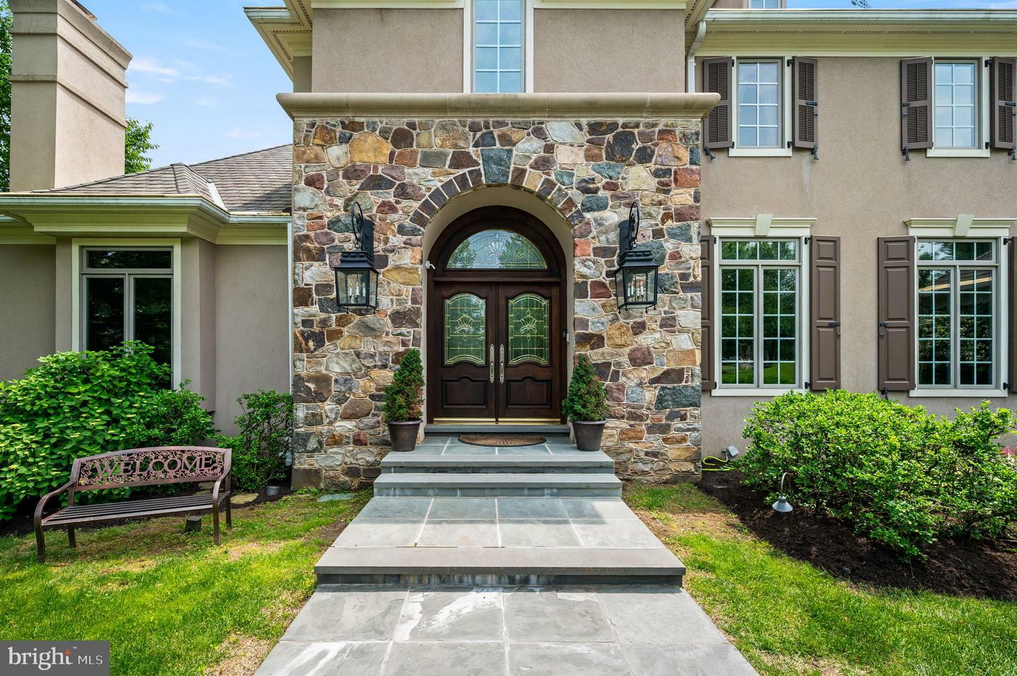 Property Photo: 6 White Horse Meadows PA 19355
