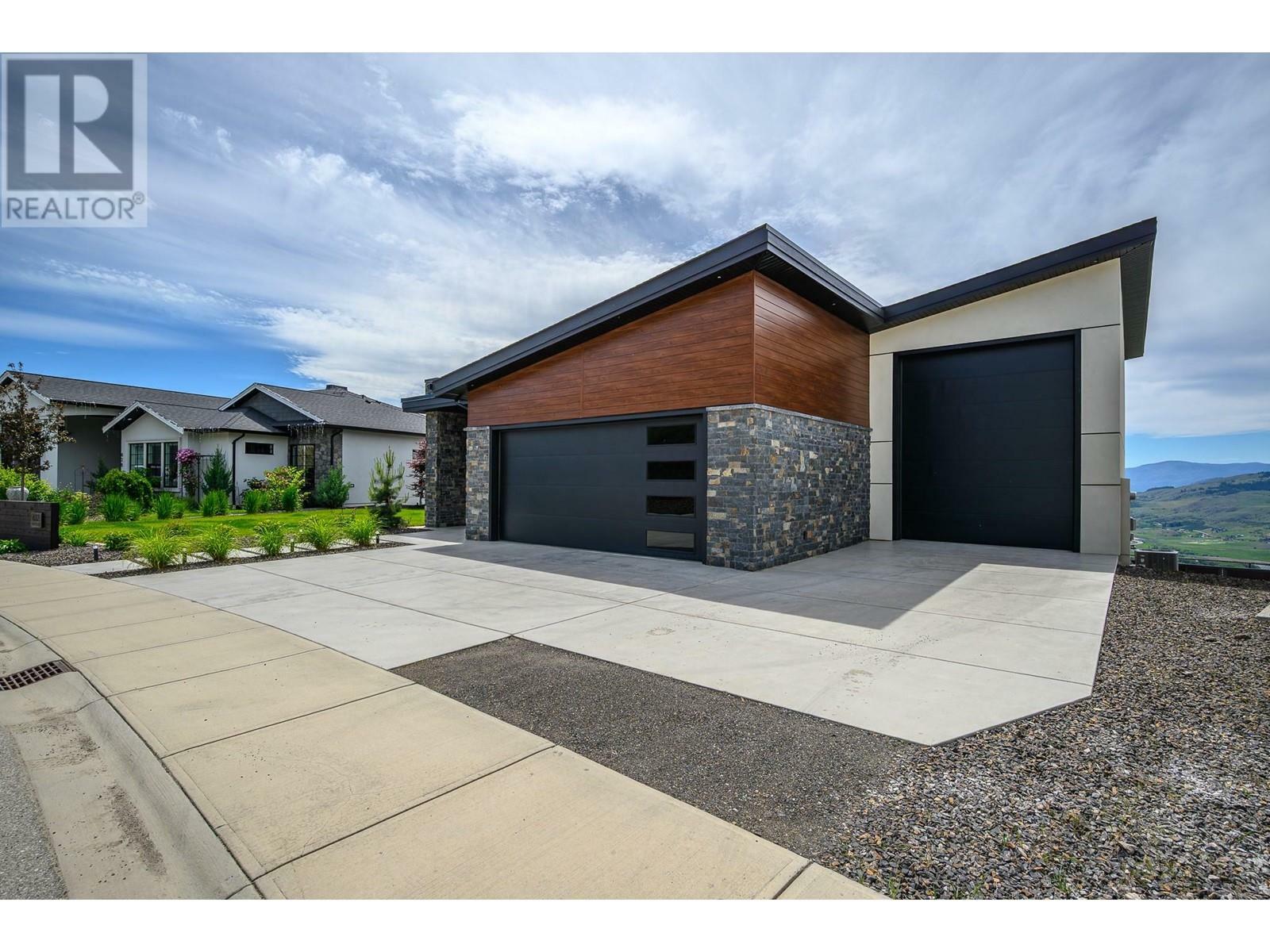 Photo de la propriété: 632 Hart Place BC V1B 4B2