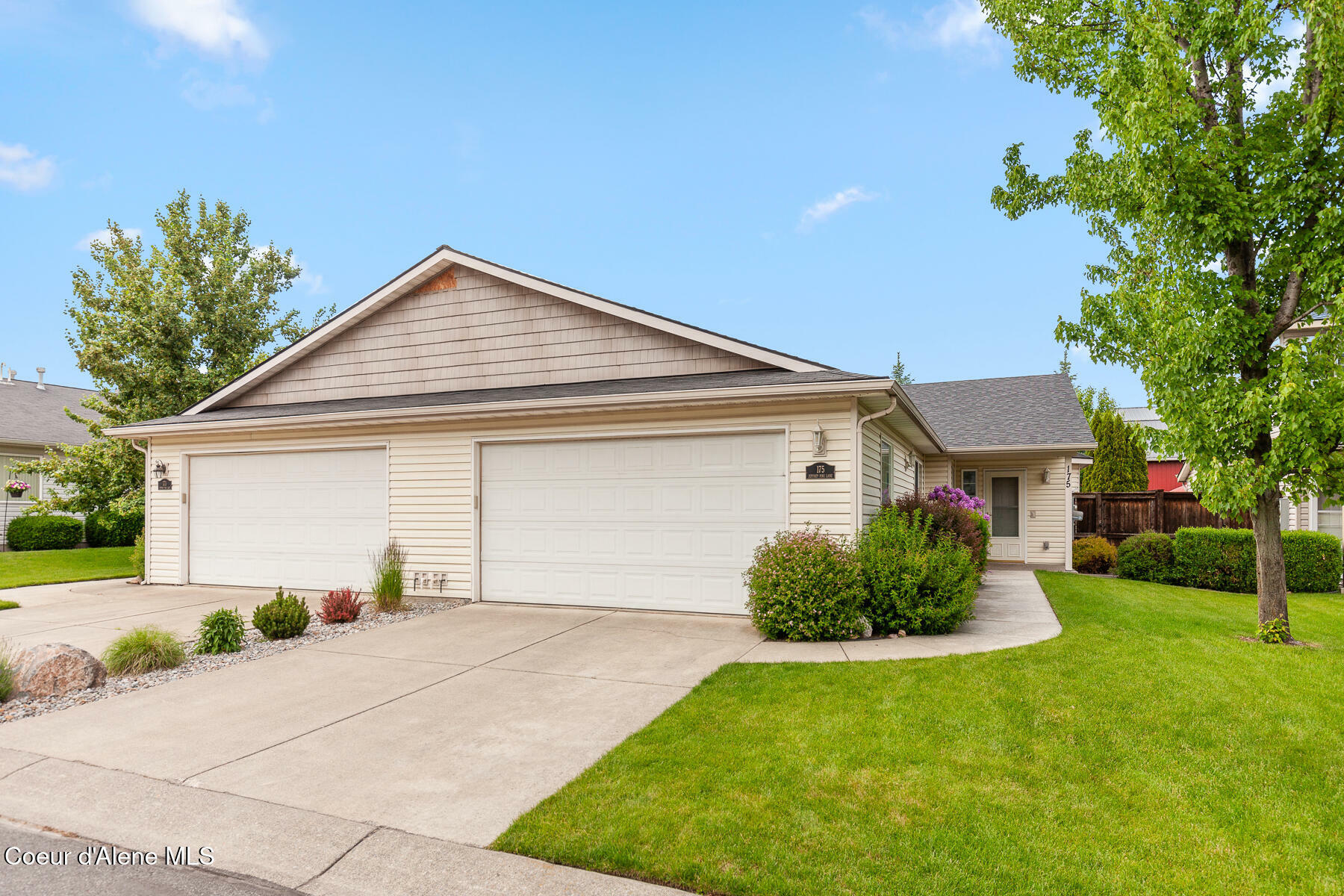 Property Photo: 175 E Jeffrey Pine Ln ID 83815