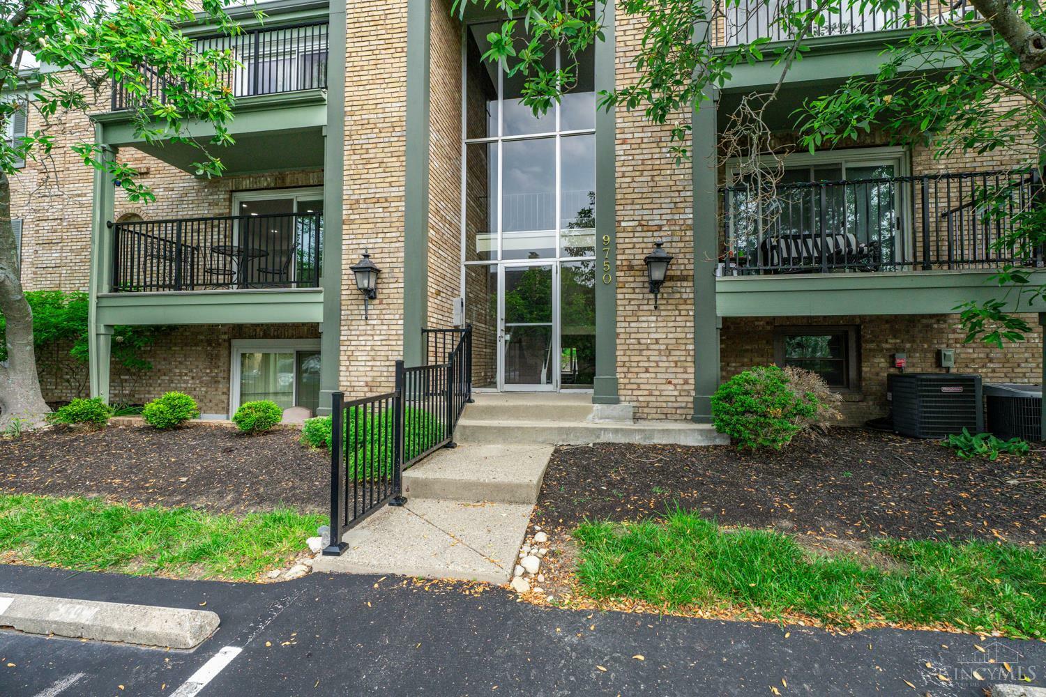 Property Photo: 9750 Bunker Hill Lane OH 45242