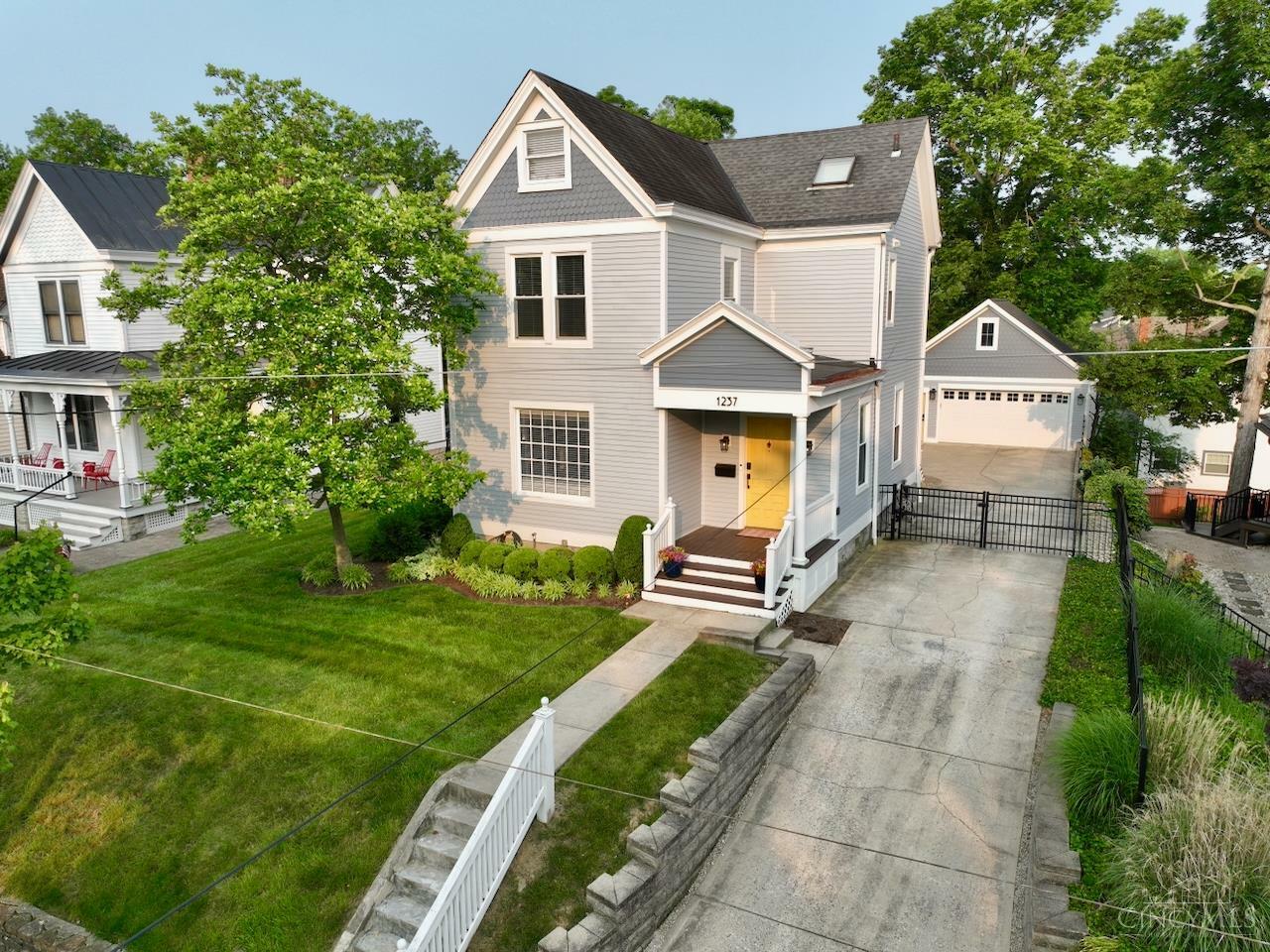 Property Photo: 1237 Halpin Avenue OH 45208