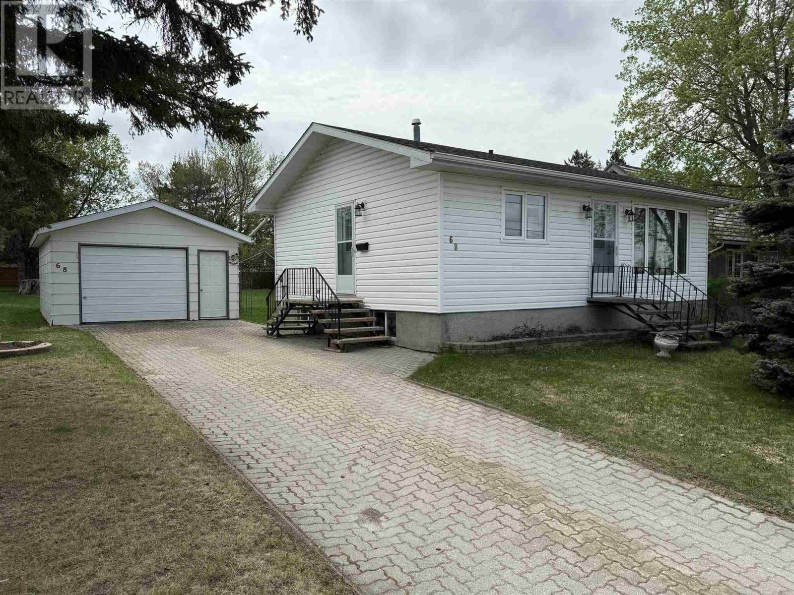 68 Albert St  Dryden ON P8N 1H7 photo