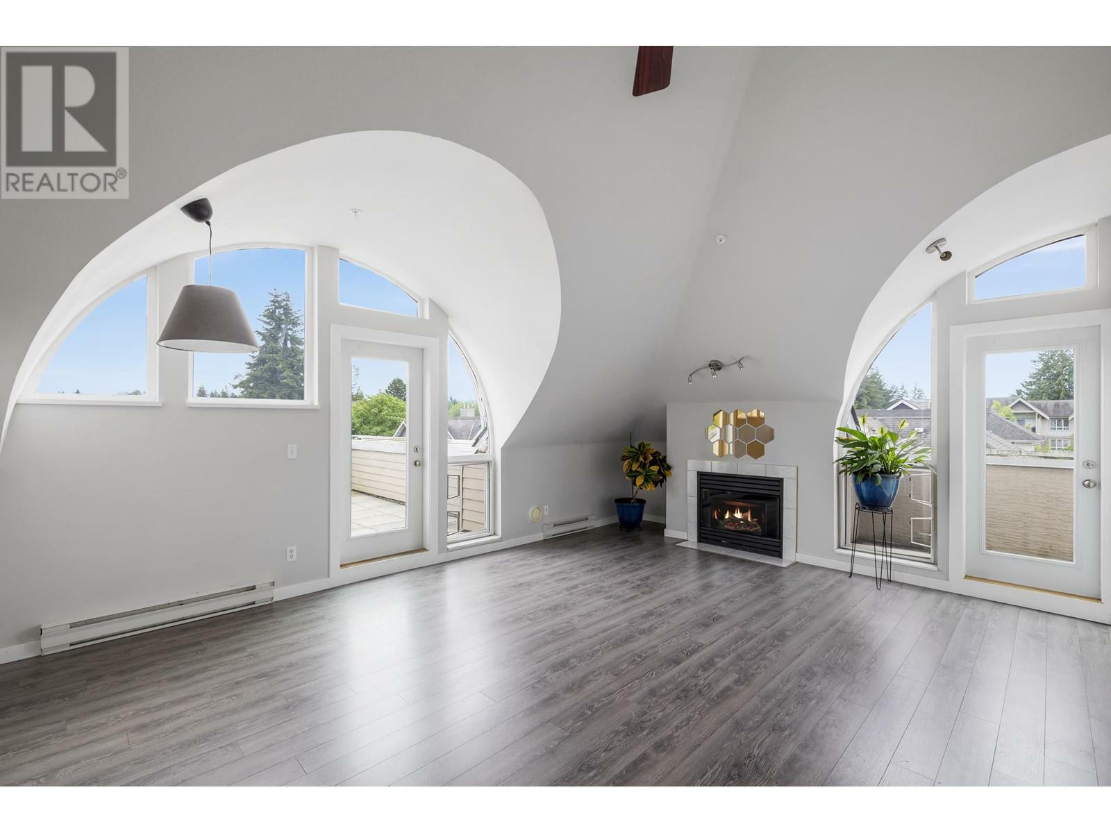 Property Photo: 1570 Prairie Avenue 404 BC V3B 1T4