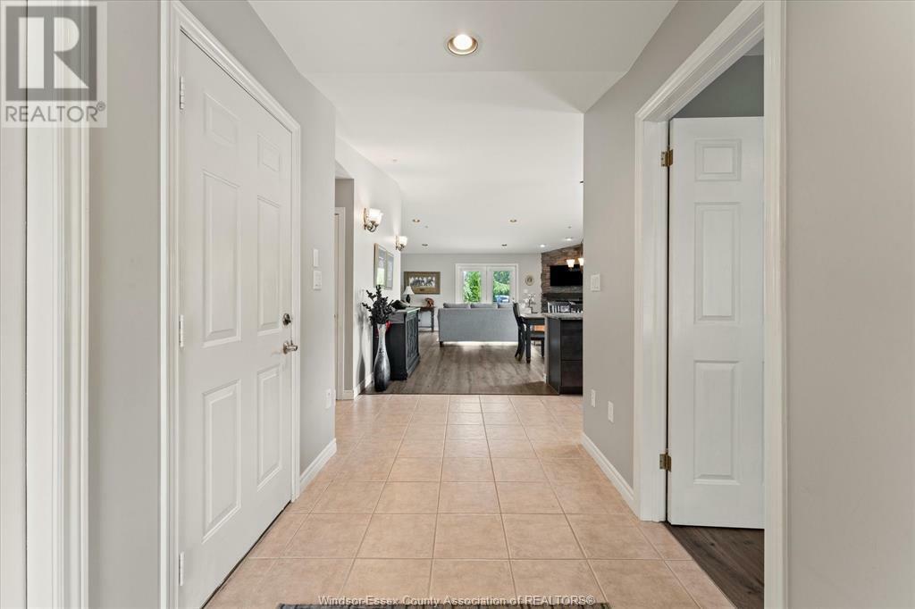 Property Photo: 2998 Virginia Park Avenue ON N9E 4X7
