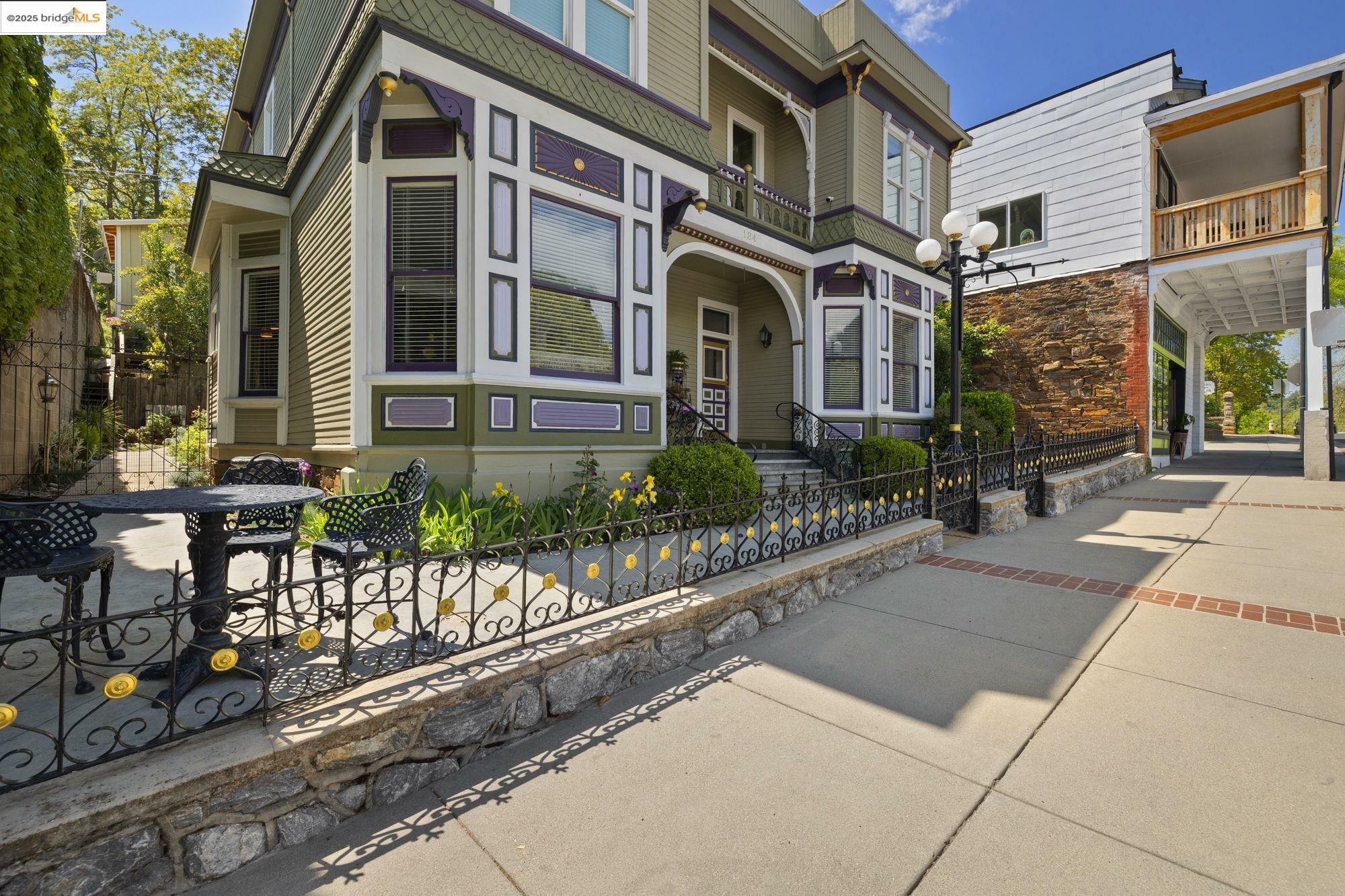 Property Photo: 124 N. Washington St. CA 95370