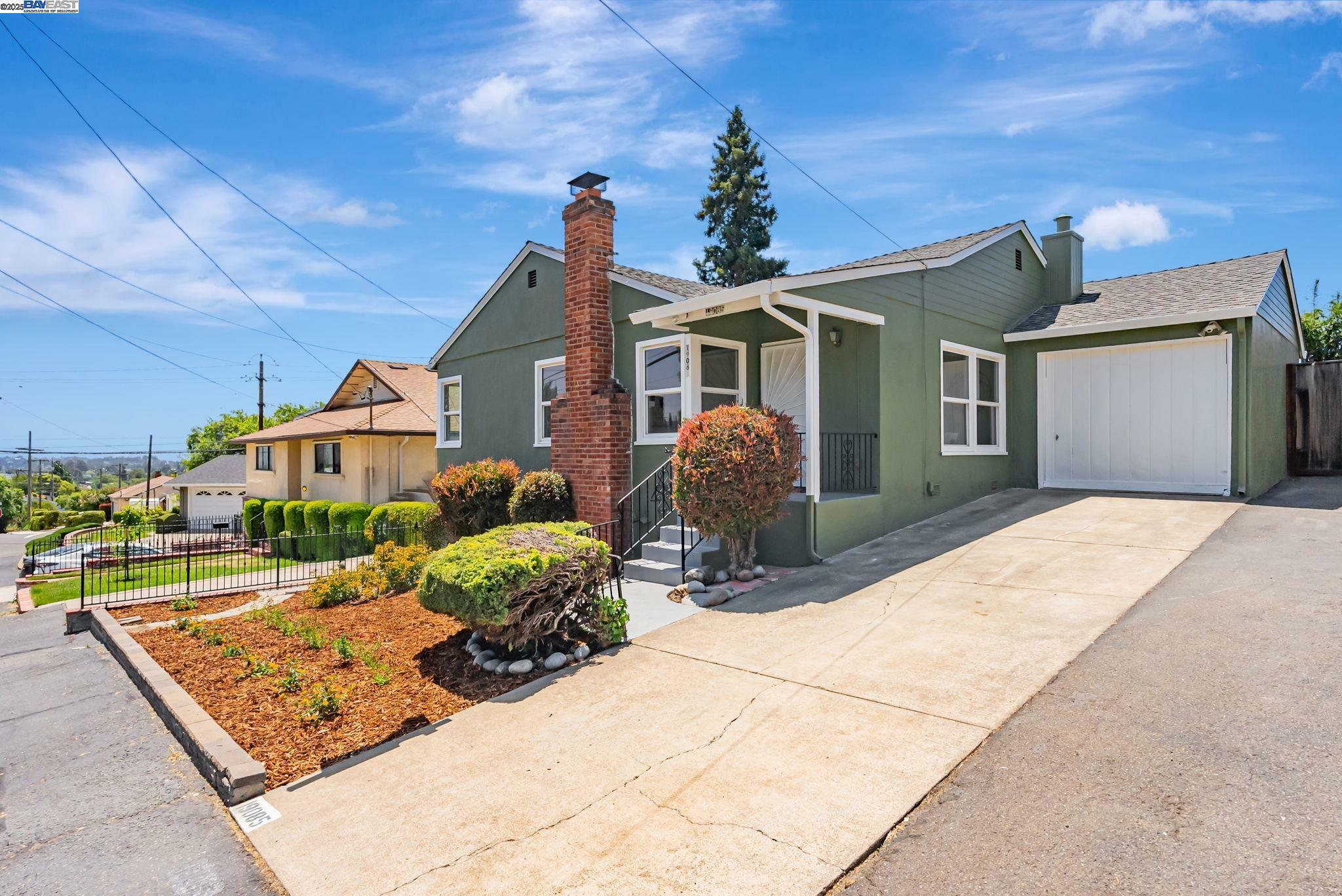 19085 Madison Ave  Castro Valley CA 94546 photo