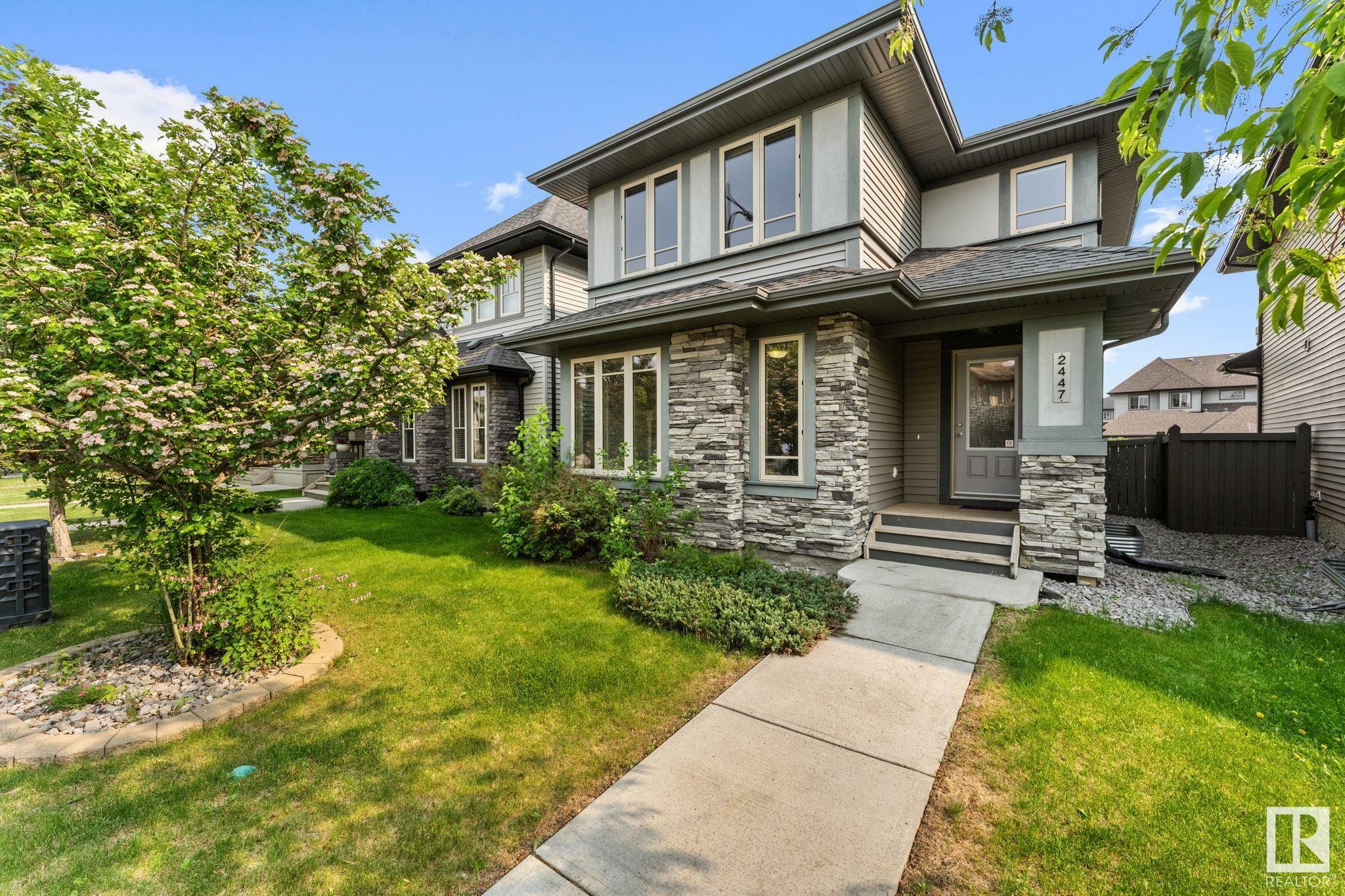 2447 Austin Crescent SW  Edmonton AB T6W 0L4 photo