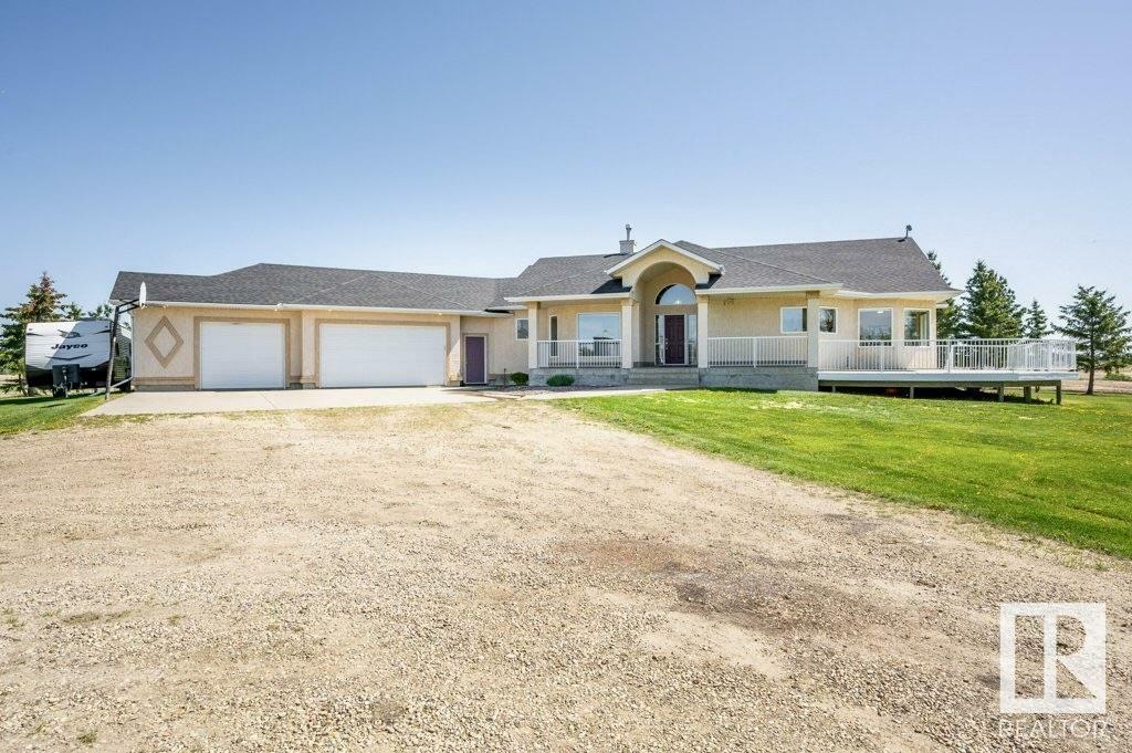 Property Photo: 51111 RR 233 AB T8B 1K6