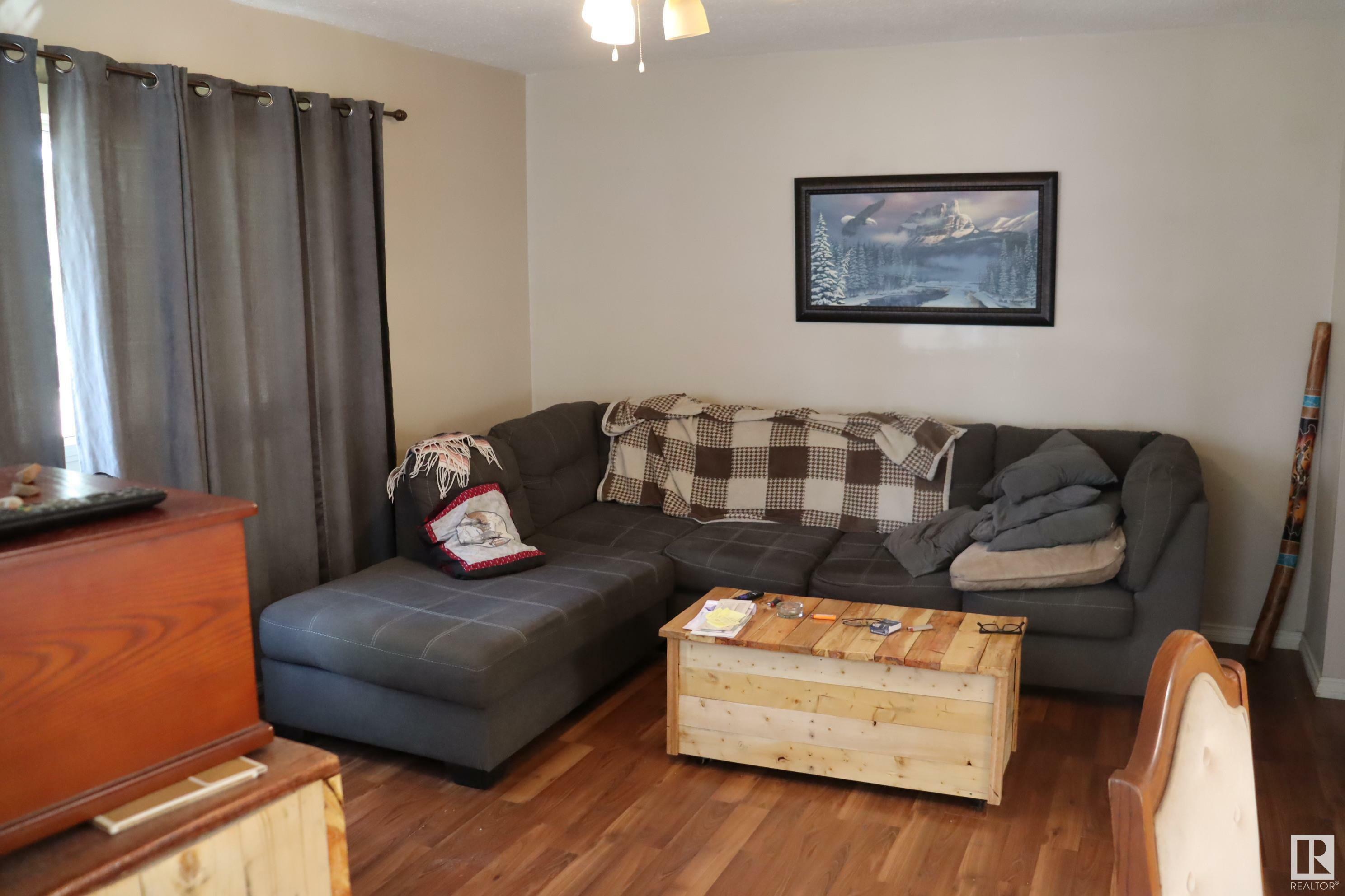 Property Photo: 5319 47 Avenue AB T9A 0K9