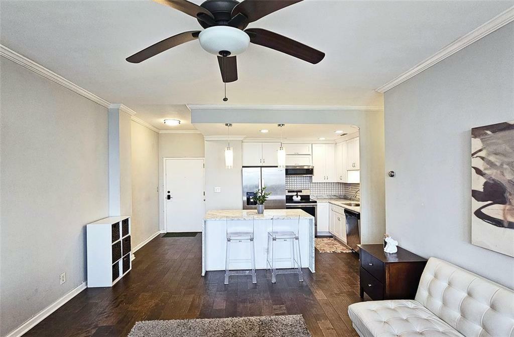 Property Photo: 3060 Pharr Court North NW 719 GA 30305