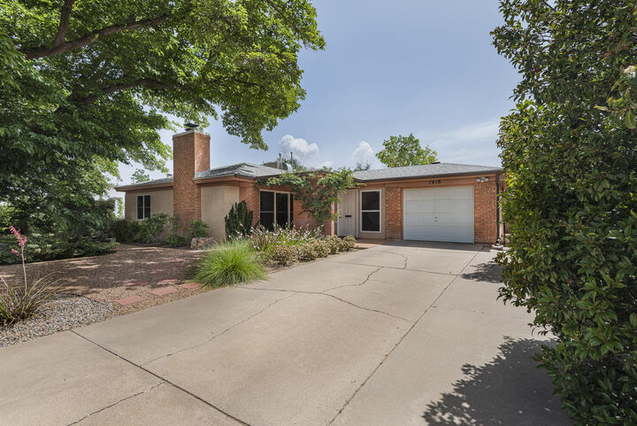 Property Photo: 1416 Bryn Mawr Drive NE NM 87106