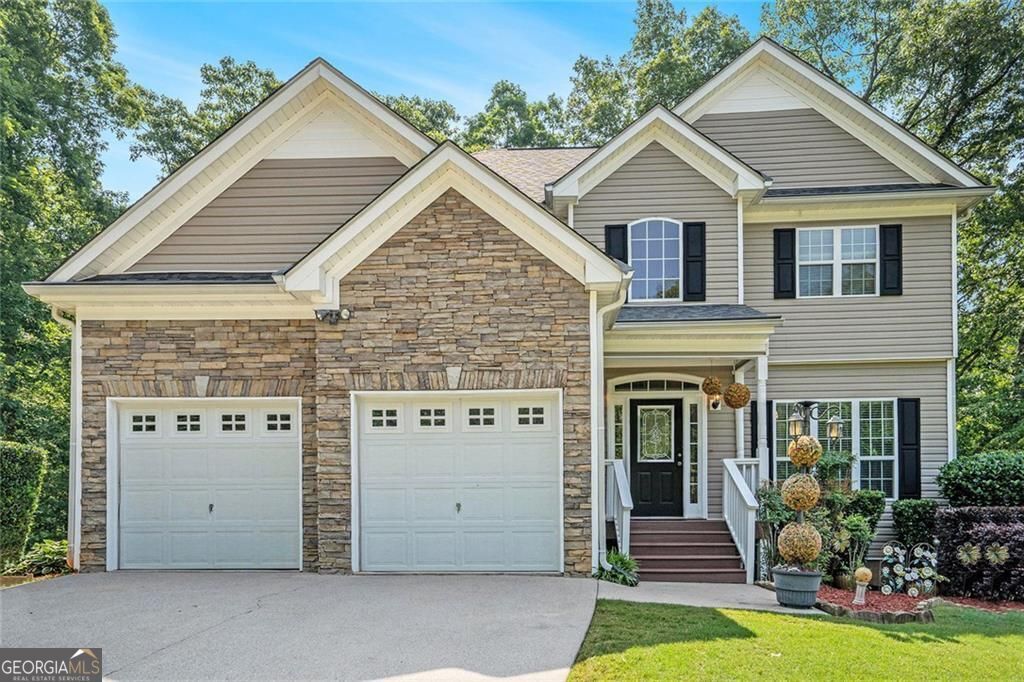 Property Photo: 7052 Camp Falls Court GA 30187