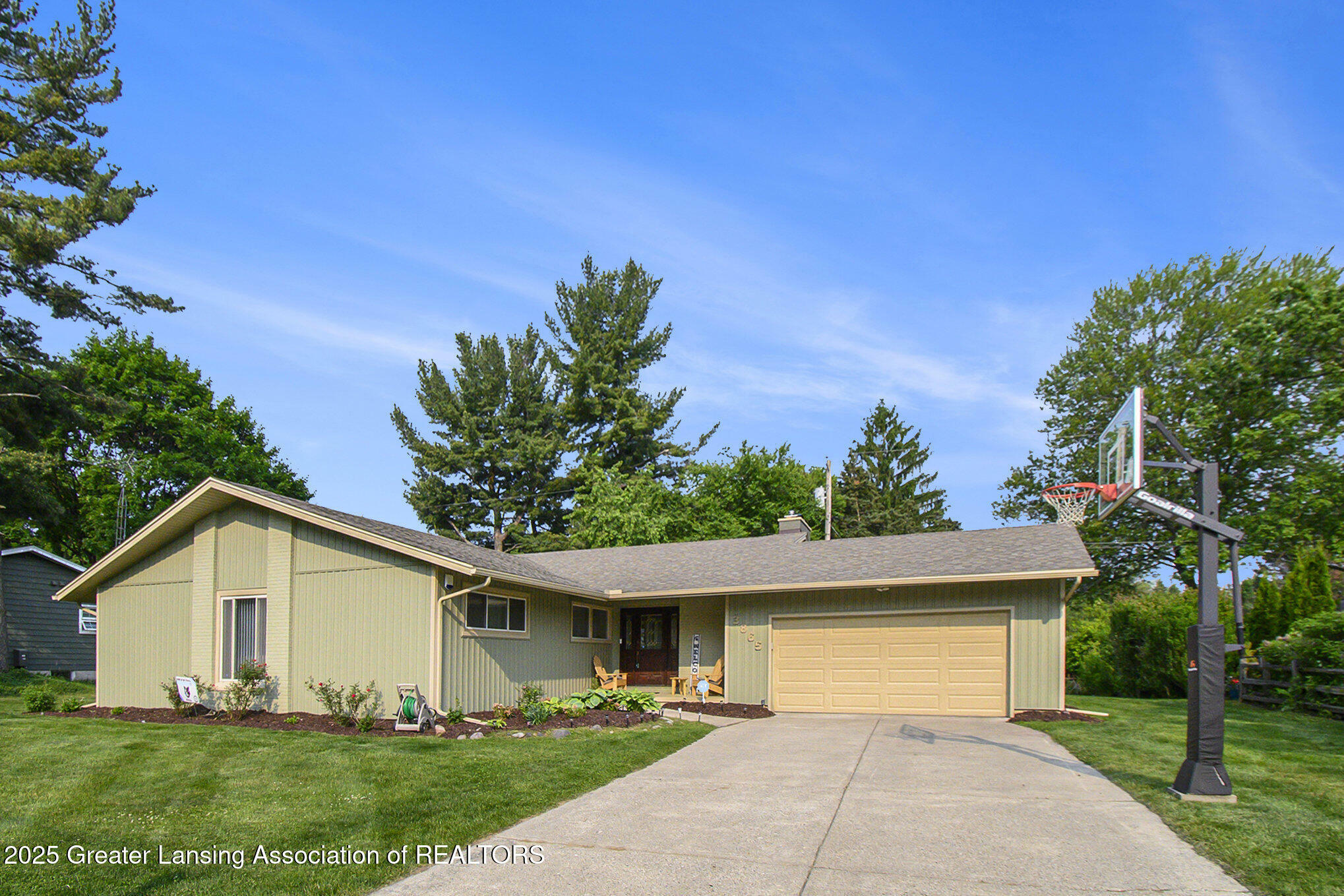 3865 Raleigh Drive  Okemos MI 48864 photo