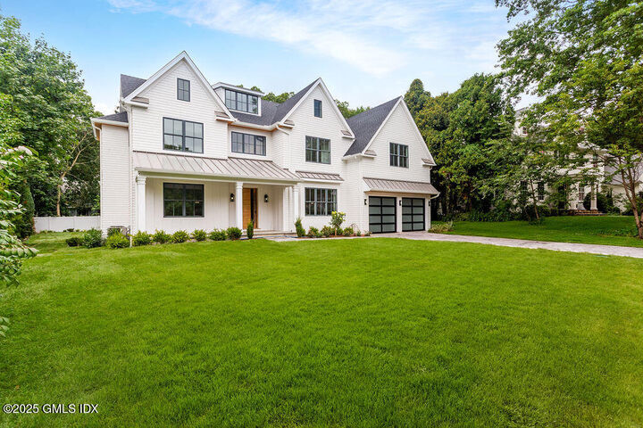 Property Photo:  6 Dorchester Lane  CT 06878 