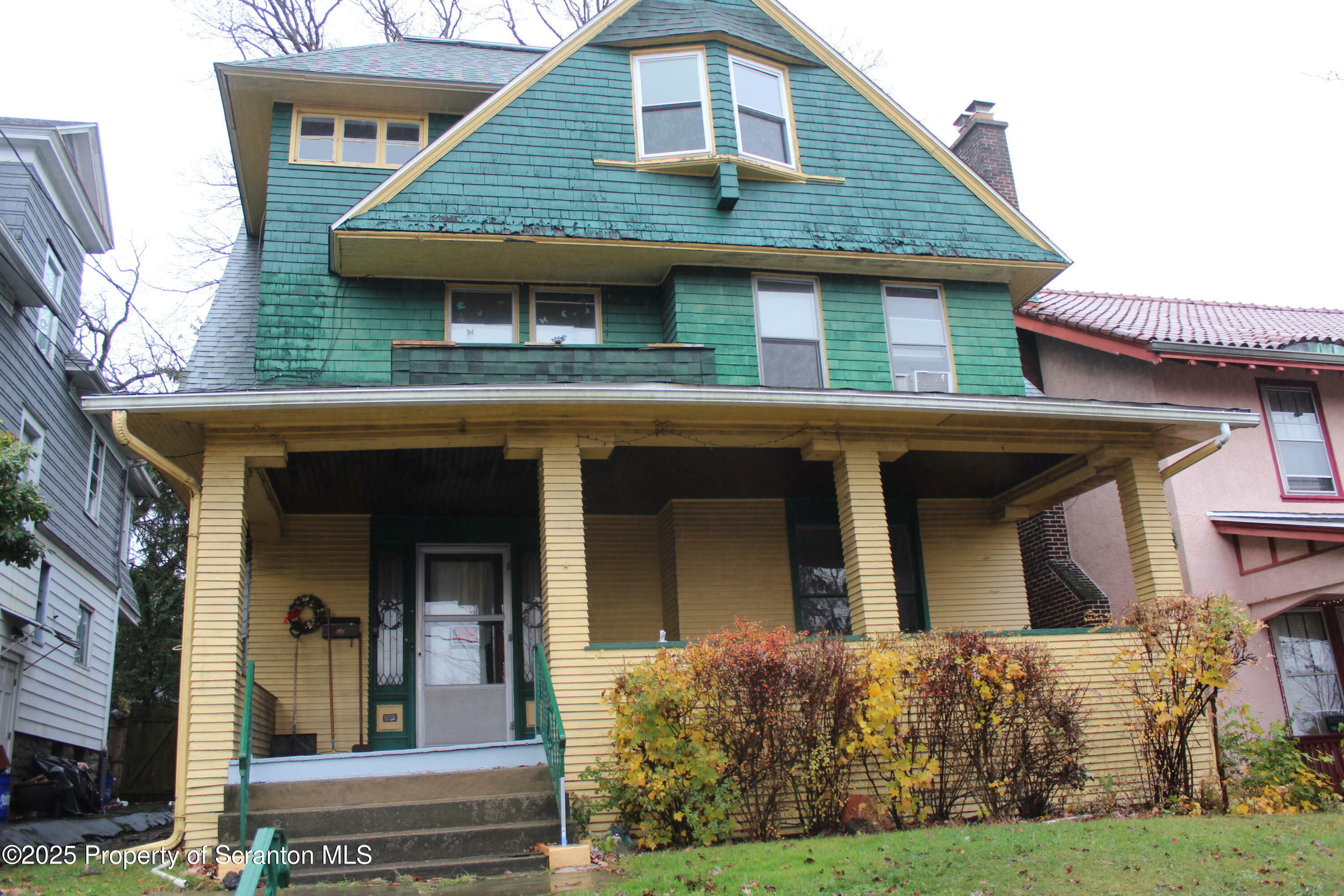 Property Photo: 220 Colfax Avenue 1 PA 18510