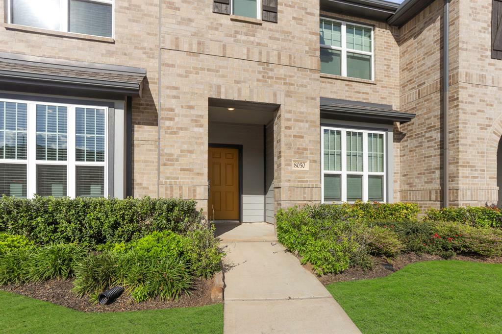 Property Photo: 8050 Scanlan Trace TX 77459