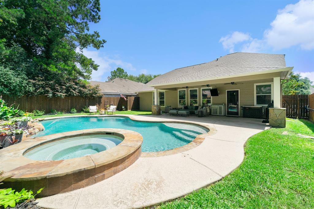 Property Photo: 31215 Rainwood Park Lane TX 77386