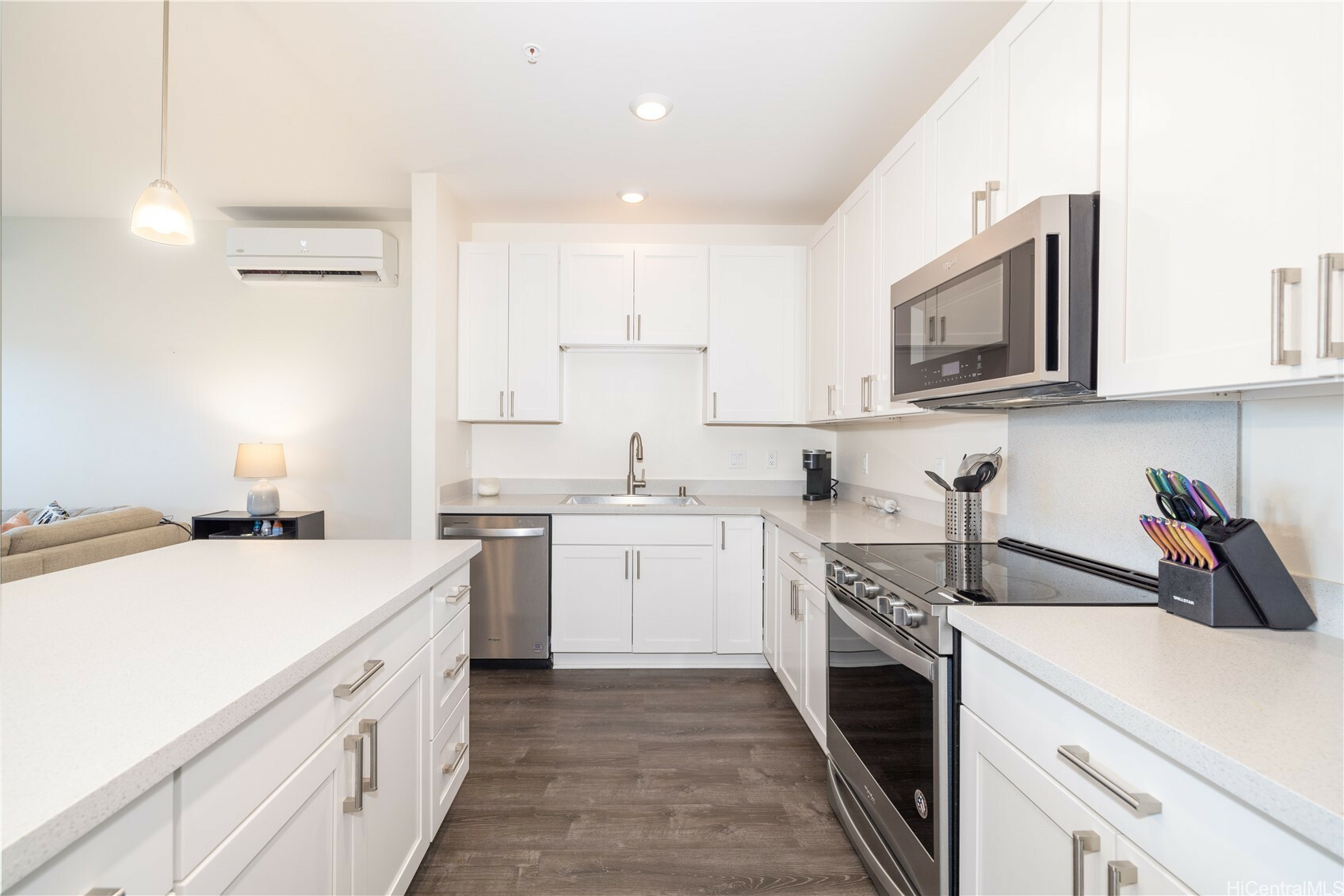 Property Photo: 91-3575 Kauluakoko Street 3301 HI 96706
