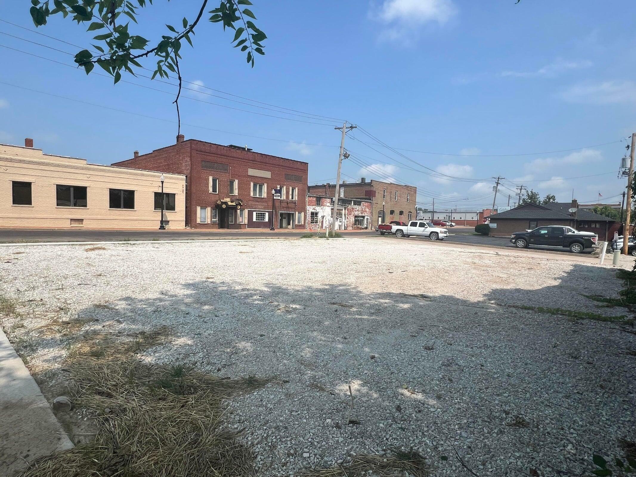 Property Photo:  203/205 E Jackson Street  MO 65265 