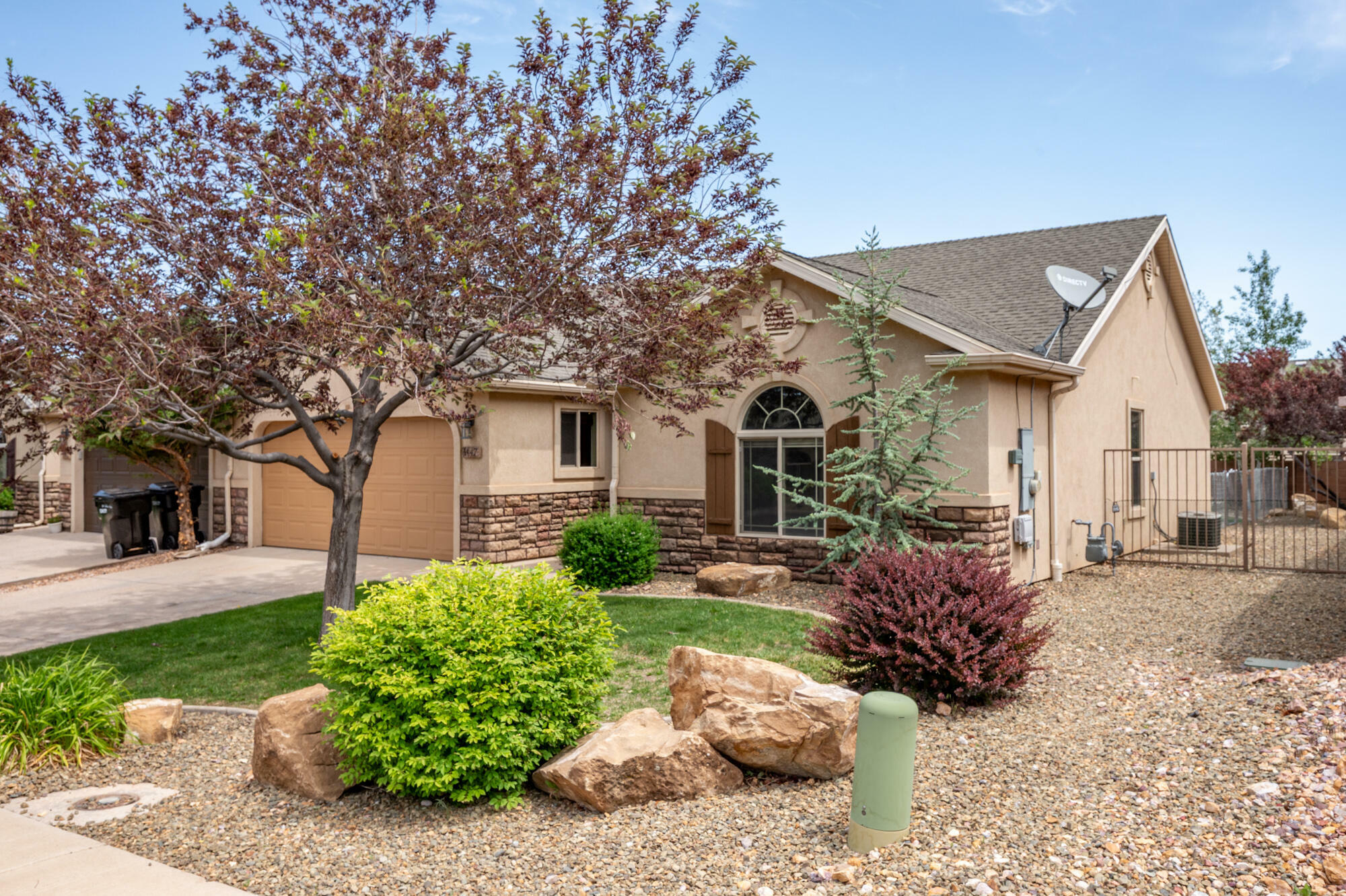 Property Photo: 1447 S Southern View Dr UT 84720