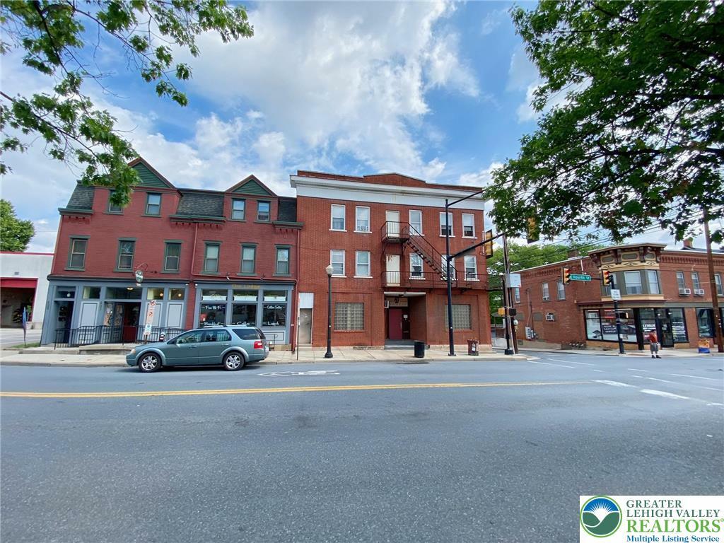 Property Photo: 429 E 4th Street 2nd Floor PA 18015