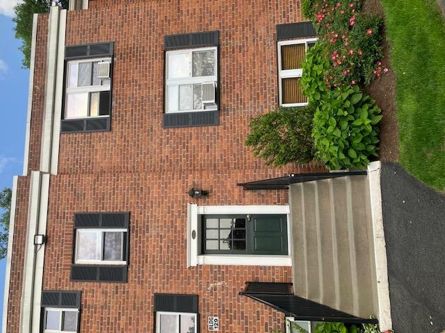 Property Photo: 129-4 S Highland Avenue C-2 NY 10562