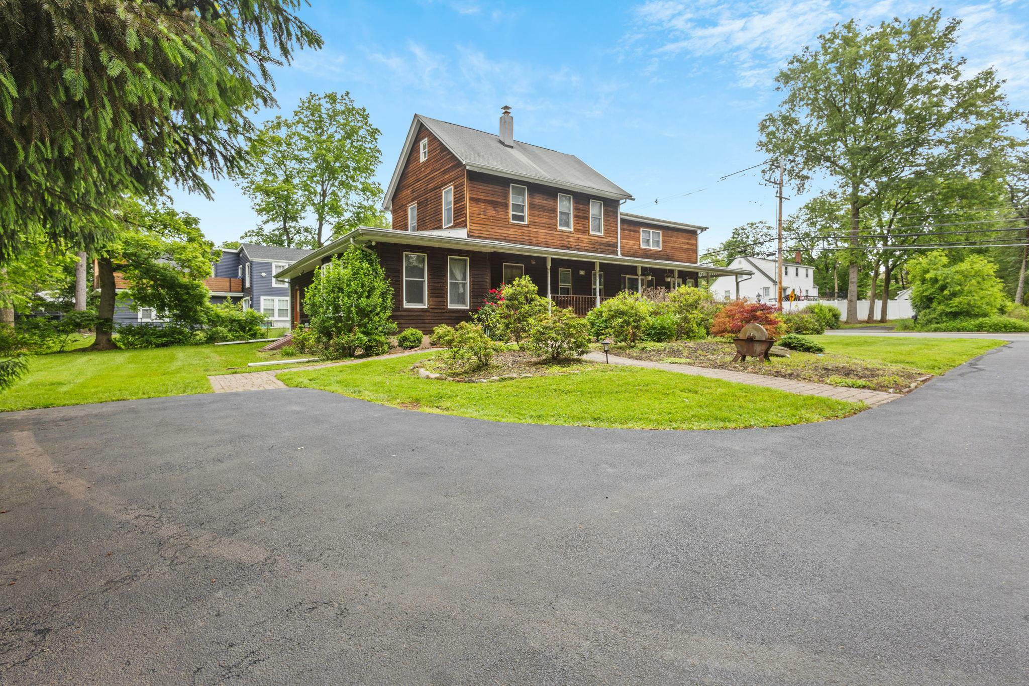 Property Photo: 570 Western Highway NY 10913