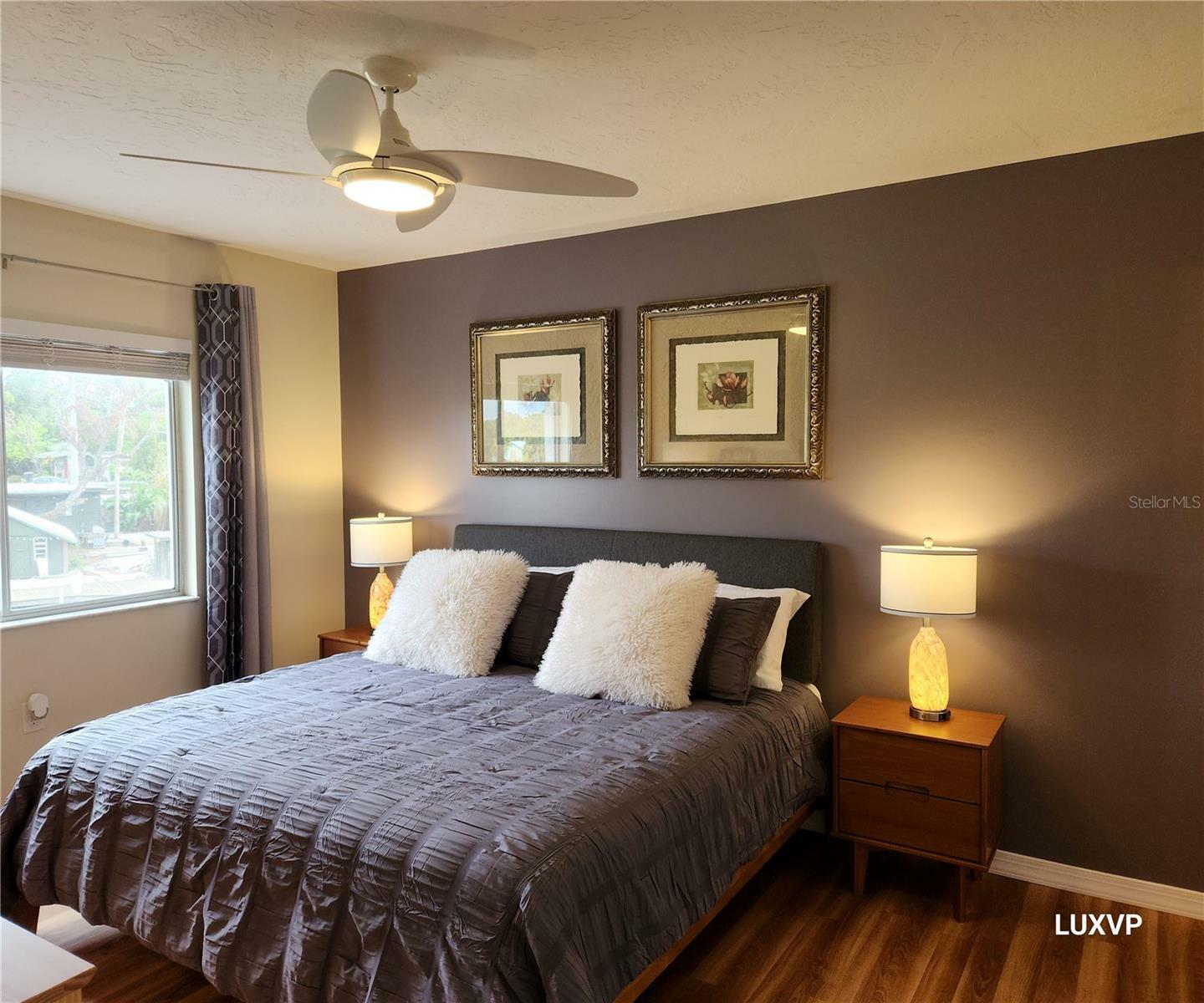 Property Photo: 2124 N Tamiami Trail 108 FL 34234