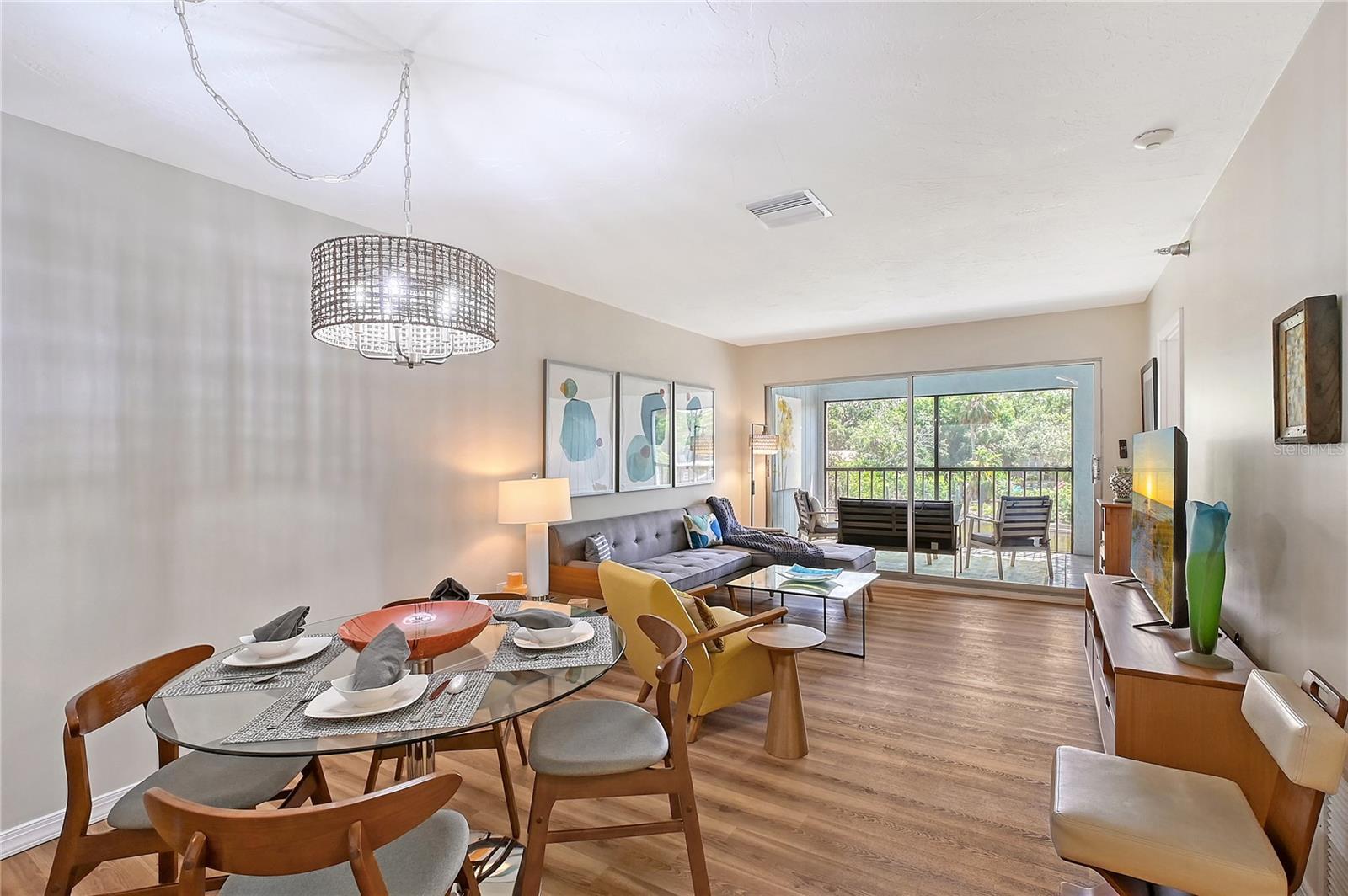 Property Photo:  2124 N Tamiami Trail 108  FL 34234 