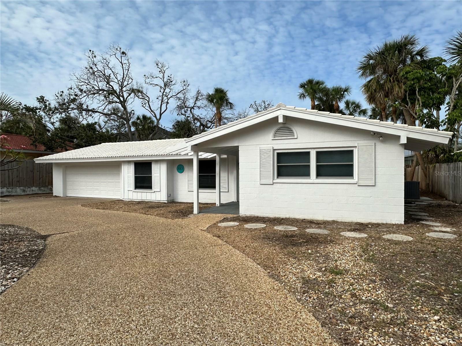 Property Photo:  782 Birdsong Lane  FL 34242 