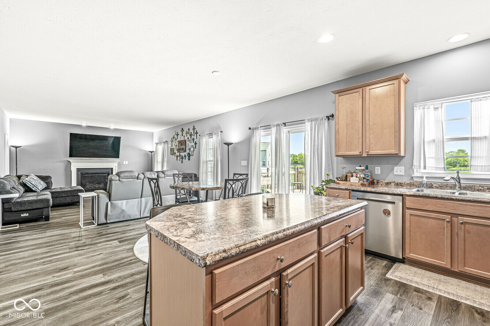Property Photo:
