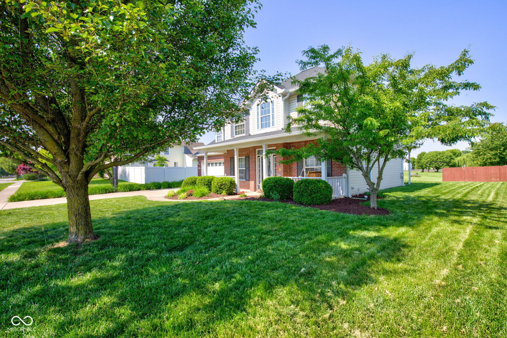 Property Photo: 2234 Burgundy Way IN 46168