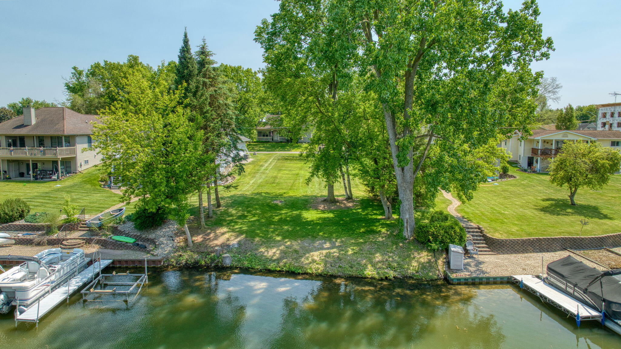 Property Photo: 112 Abbott Lane MI 49230