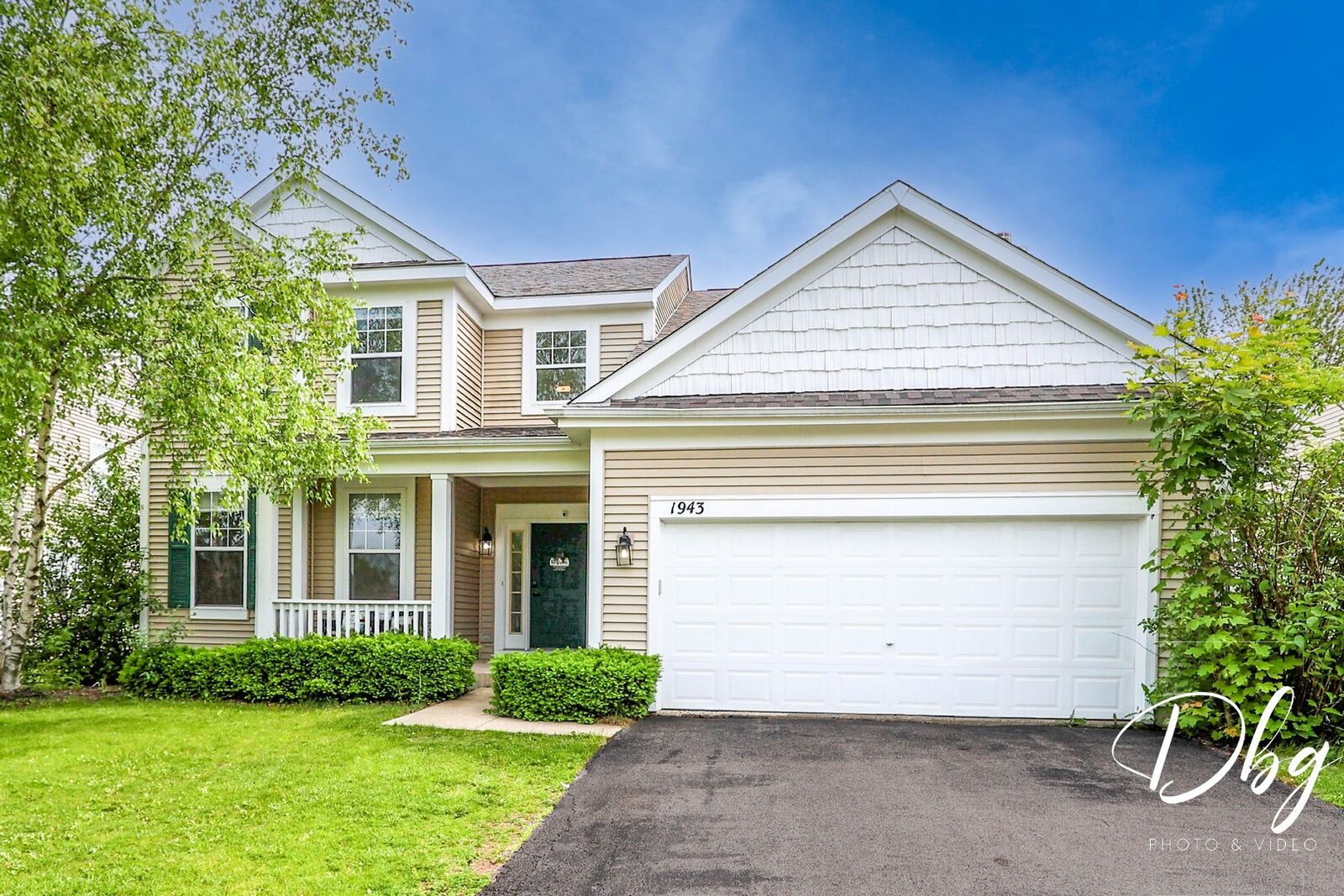Property Photo: 1943 Lily Lane IL 60073