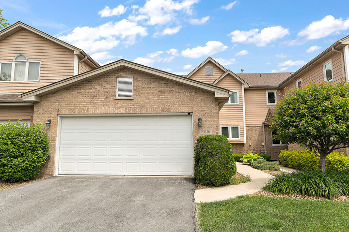 Property Photo: 7706 Northfield Lane IL 60487