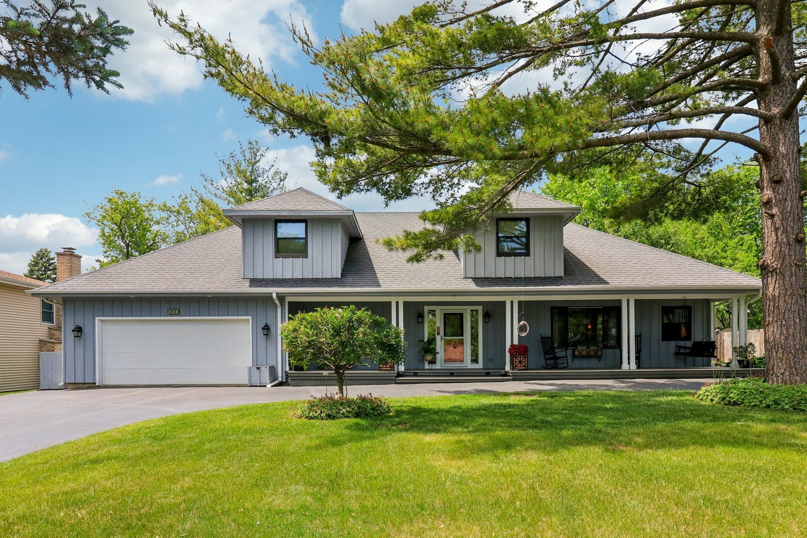 423 Woodland Avenue  Wauconda IL 60084 photo