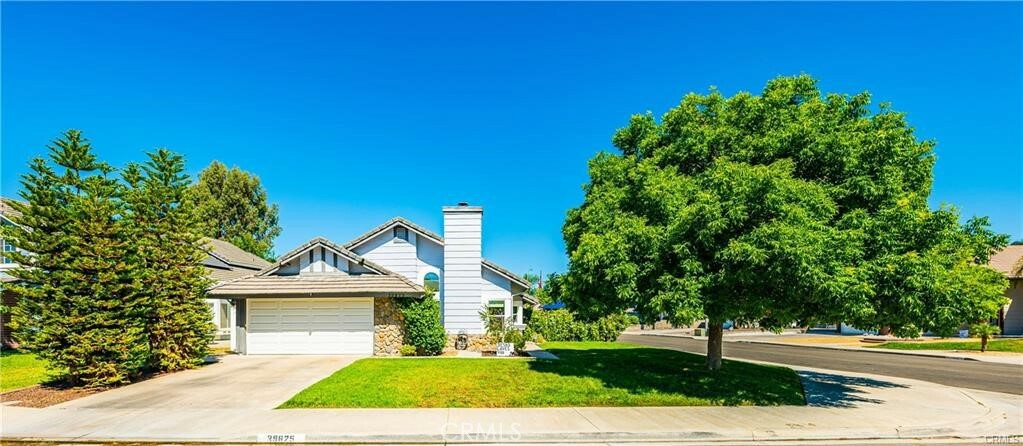 Property Photo: 39825 Osprey Road CA 92562
