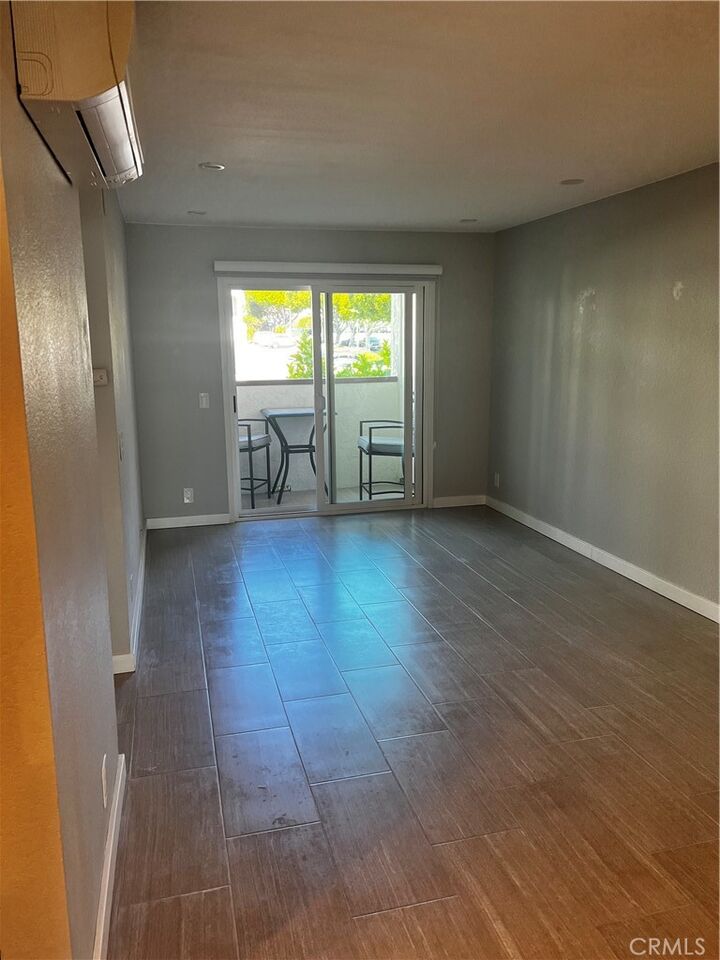 Property Photo:  6330 Genesee Avenue 103  CA 92122