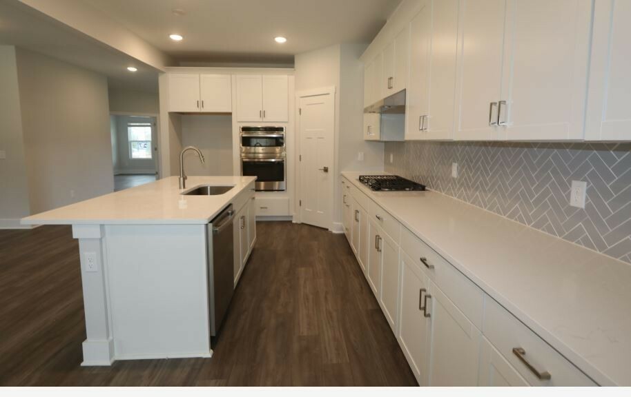 Property Photo:  314 Carver Lane  TN 37087 