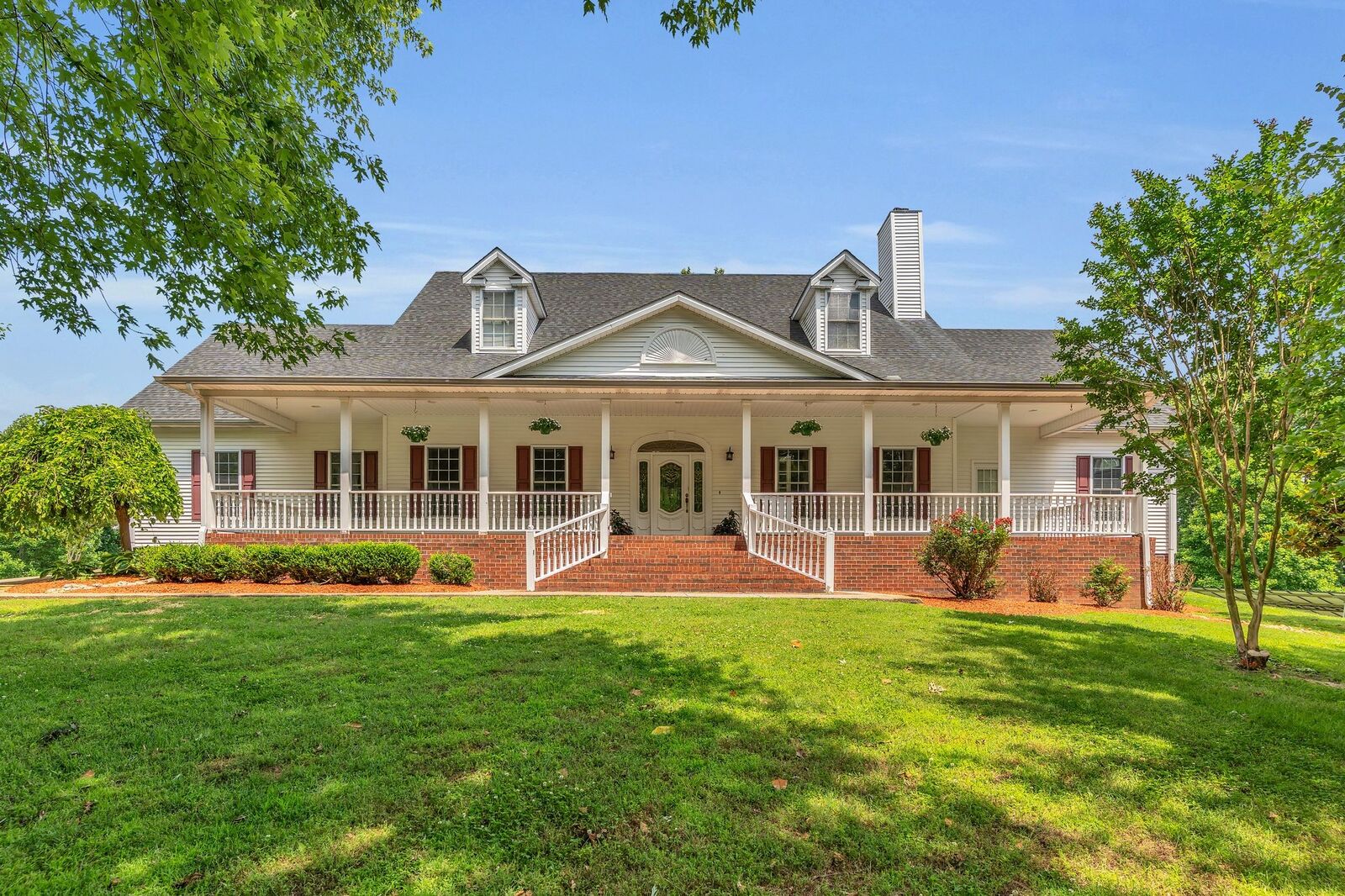Property Photo: 904 Weeping Willow Rd TN 37075