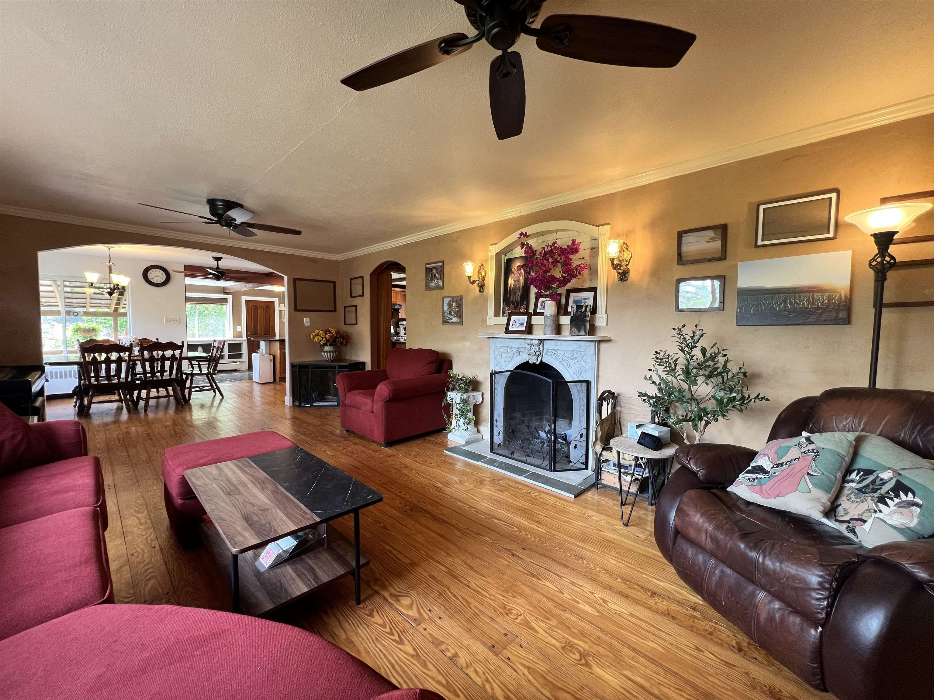 Property Photo: 6 Nightingale Lane NH 03753